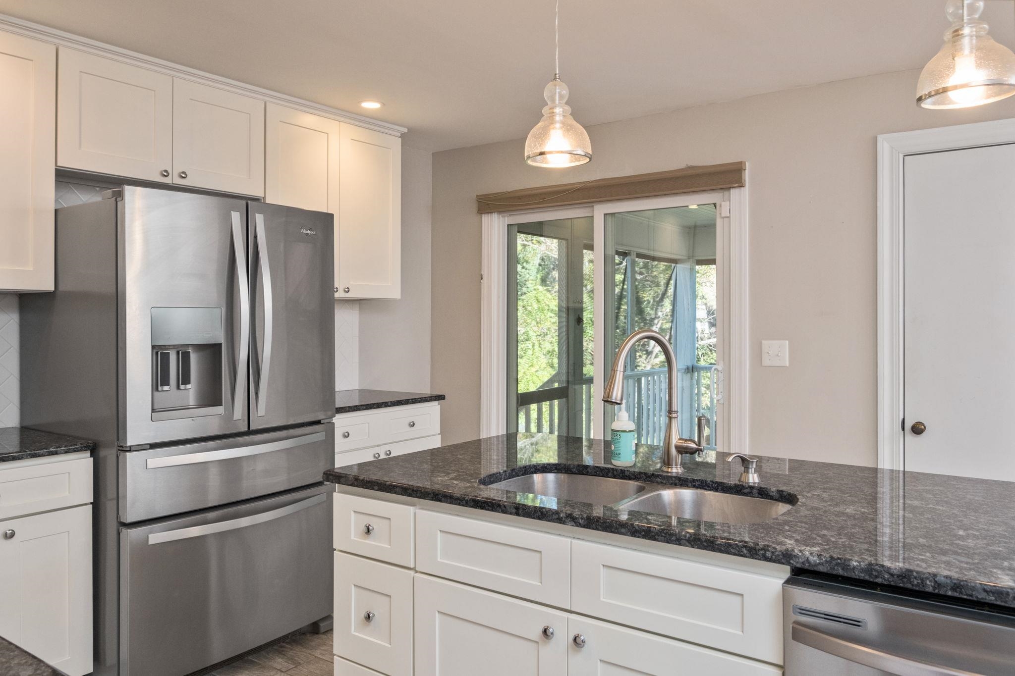 411 HENDREN AVE, STAUNTON, Virginia 24401, 4 Bedrooms Bedrooms, ,2 BathroomsBathrooms,Residential,411 HENDREN AVE,683316 MLS # 683316
