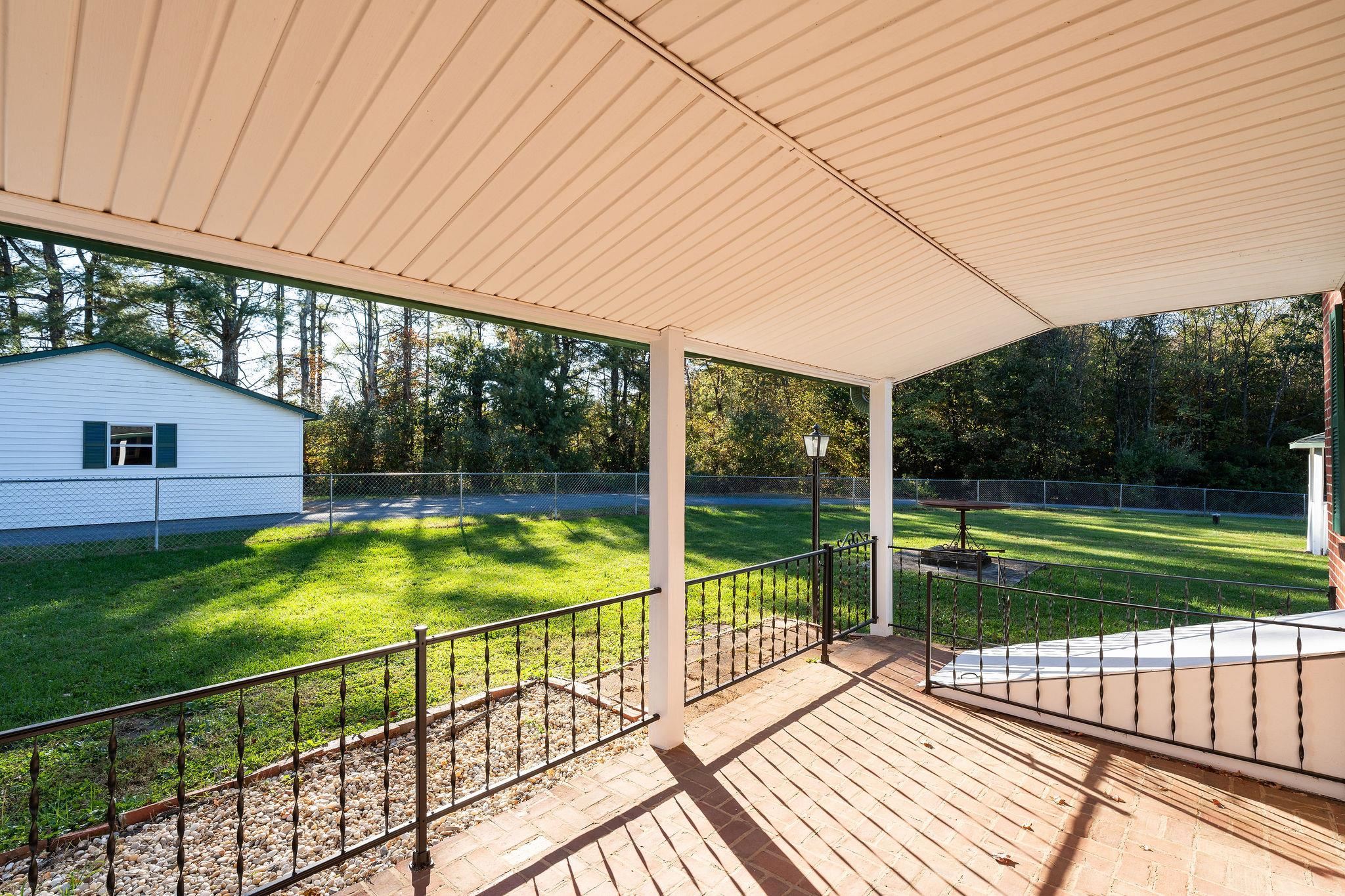 365 LOFTON RD, RAPHINE, Virginia 24472, 3 Bedrooms Bedrooms, ,1 BathroomBathrooms,Residential,365 LOFTON RD,683317 MLS # 683317