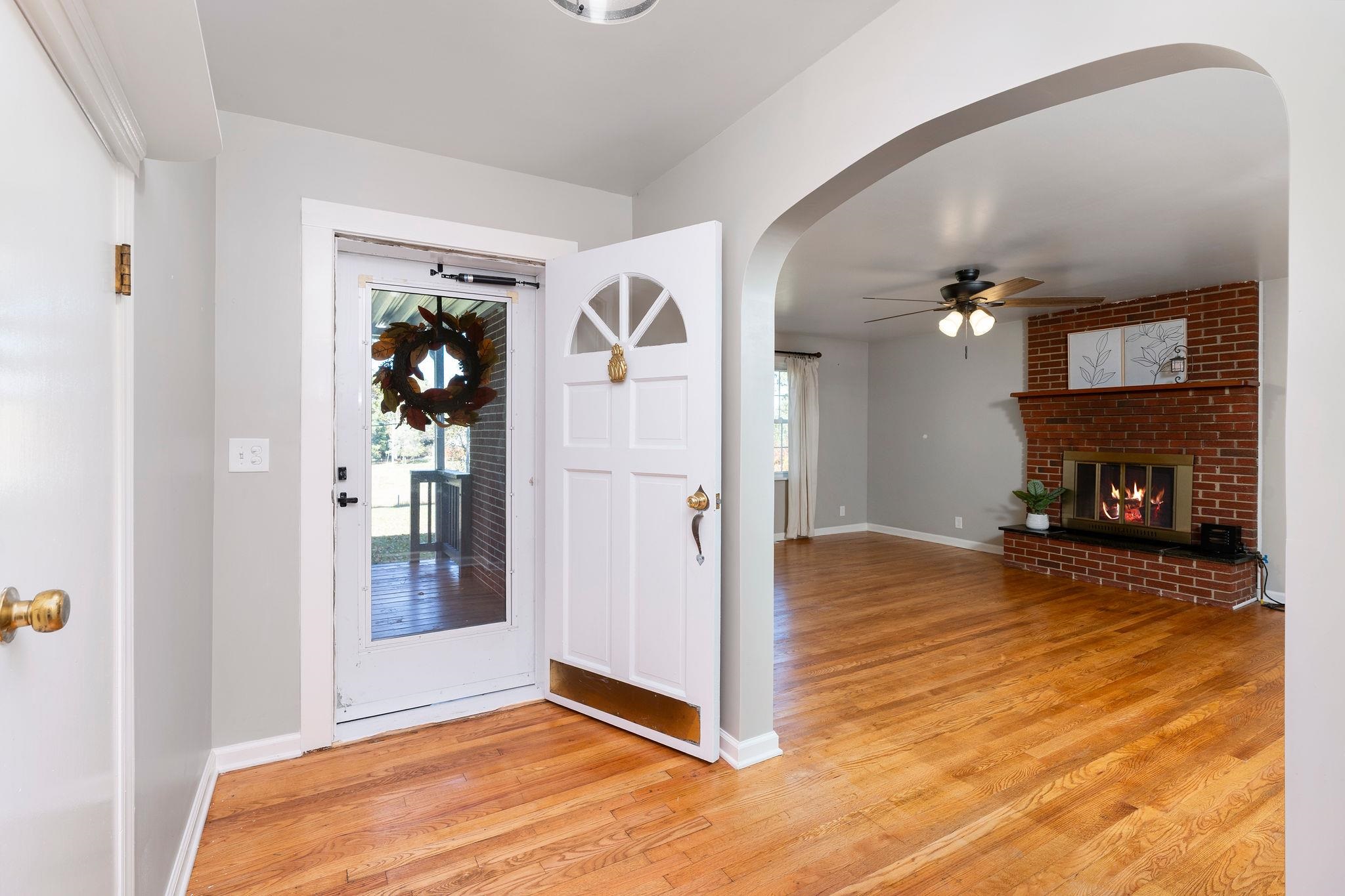 365 LOFTON RD, RAPHINE, Virginia 24472, 3 Bedrooms Bedrooms, ,1 BathroomBathrooms,Residential,365 LOFTON RD,683317 MLS # 683317