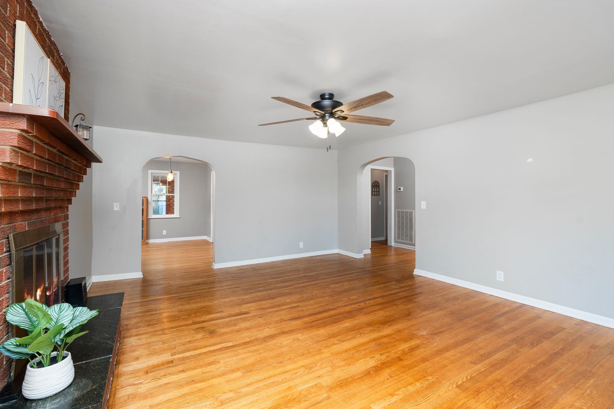 365 LOFTON RD, RAPHINE, Virginia 24472, 3 Bedrooms Bedrooms, ,1 BathroomBathrooms,Residential,365 LOFTON RD,683317 MLS # 683317