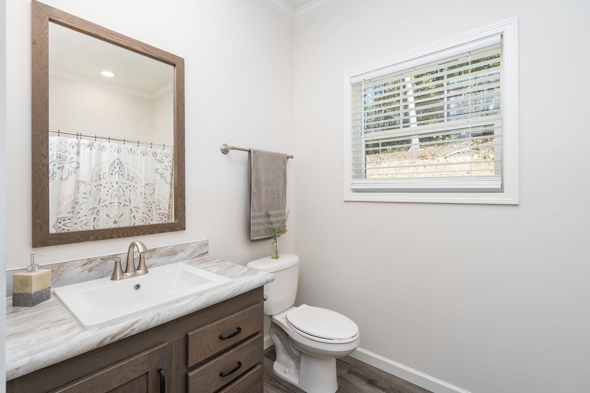 6614 N LEE HWY, FAIRFIELD, Virginia 24435, 3 Bedrooms Bedrooms, ,2 BathroomsBathrooms,Residential,6614 N LEE HWY,683318 MLS # 683318 6614 N LEE HWY, FAIRFIELD, Virginia 24435, 3 Bedrooms Bedrooms, ,2 BathroomsBathrooms,Residential,6614 N LEE HWY,683318 MLS # 683318