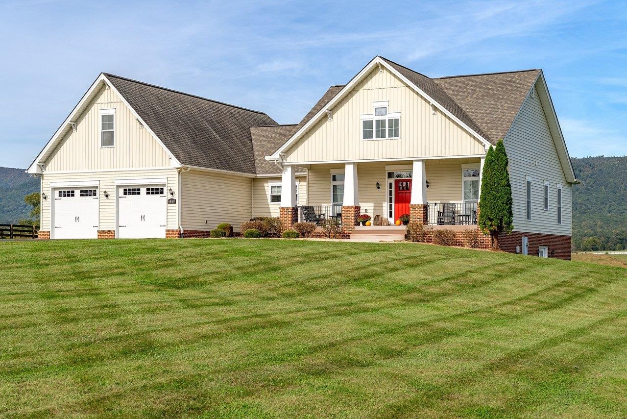 6869 EAST POINT RD, ELKTON, Virginia 22827, 4 Bedrooms Bedrooms, ,2 BathroomsBathrooms,Residential,6869 EAST POINT RD,683319 MLS # 683319 6869 EAST POINT RD, ELKTON, Virginia 22827, 4 Bedrooms Bedrooms, ,2 BathroomsBathrooms,Residential,6869 EAST POINT RD,683319 MLS # 683319