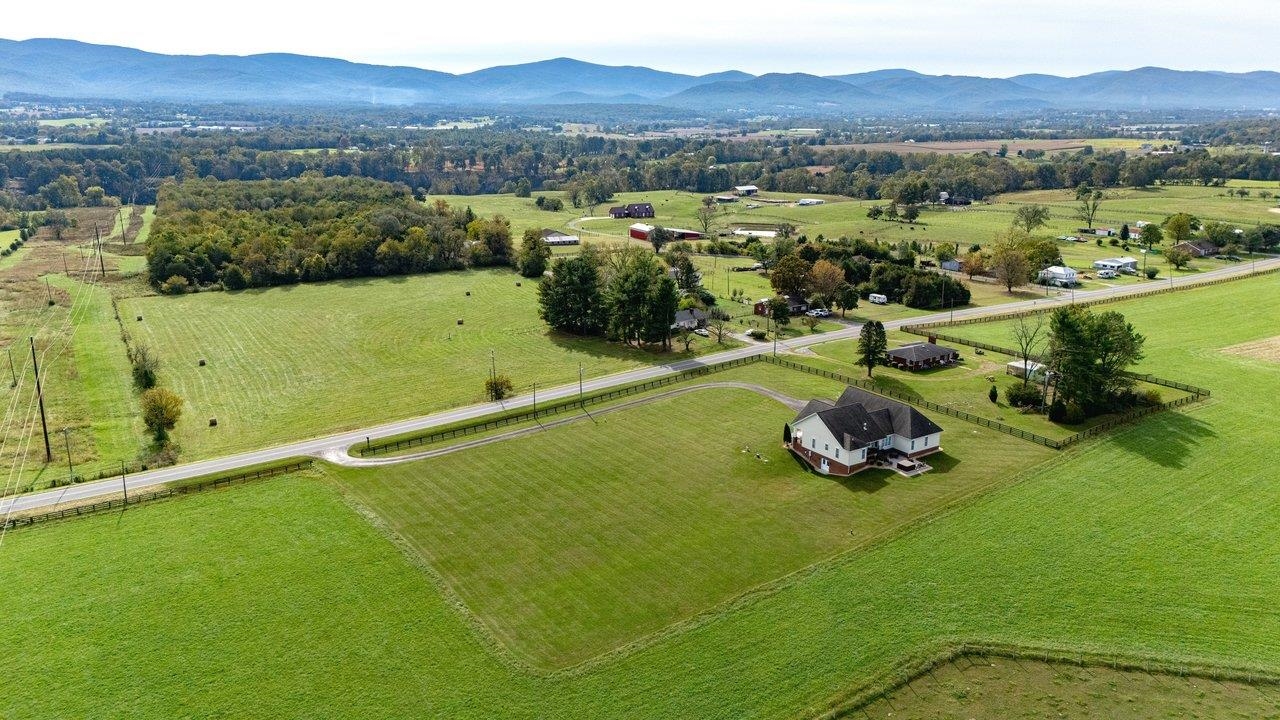 6869 EAST POINT RD, ELKTON, Virginia 22827, 4 Bedrooms Bedrooms, ,2 BathroomsBathrooms,Residential,6869 EAST POINT RD,683319 MLS # 683319 6869 EAST POINT RD, ELKTON, Virginia 22827, 4 Bedrooms Bedrooms, ,2 BathroomsBathrooms,Residential,6869 EAST POINT RD,683319 MLS # 683319