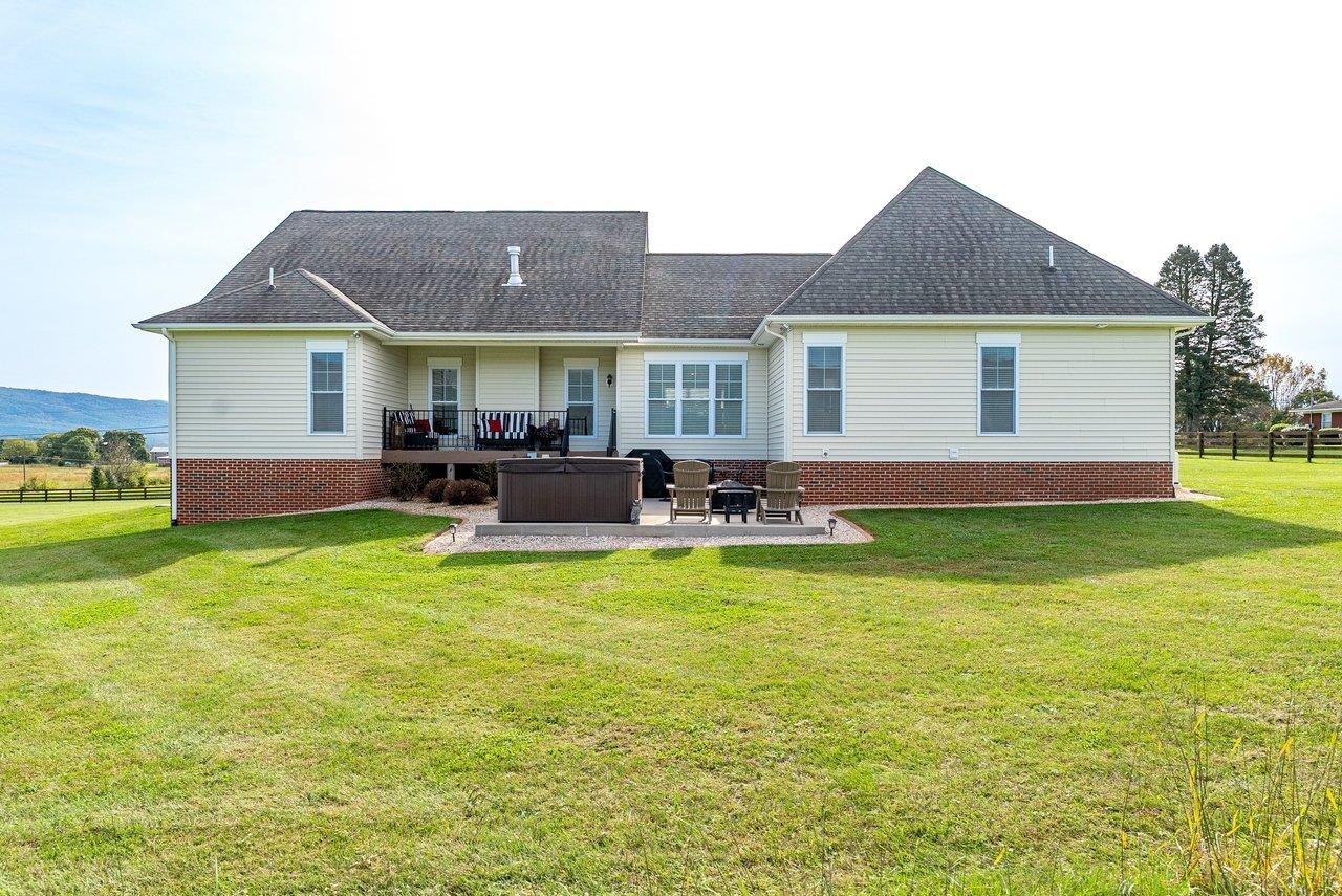 6869 EAST POINT RD, ELKTON, Virginia 22827, 4 Bedrooms Bedrooms, ,2 BathroomsBathrooms,Residential,6869 EAST POINT RD,683319 MLS # 683319 6869 EAST POINT RD, ELKTON, Virginia 22827, 4 Bedrooms Bedrooms, ,2 BathroomsBathrooms,Residential,6869 EAST POINT RD,683319 MLS # 683319