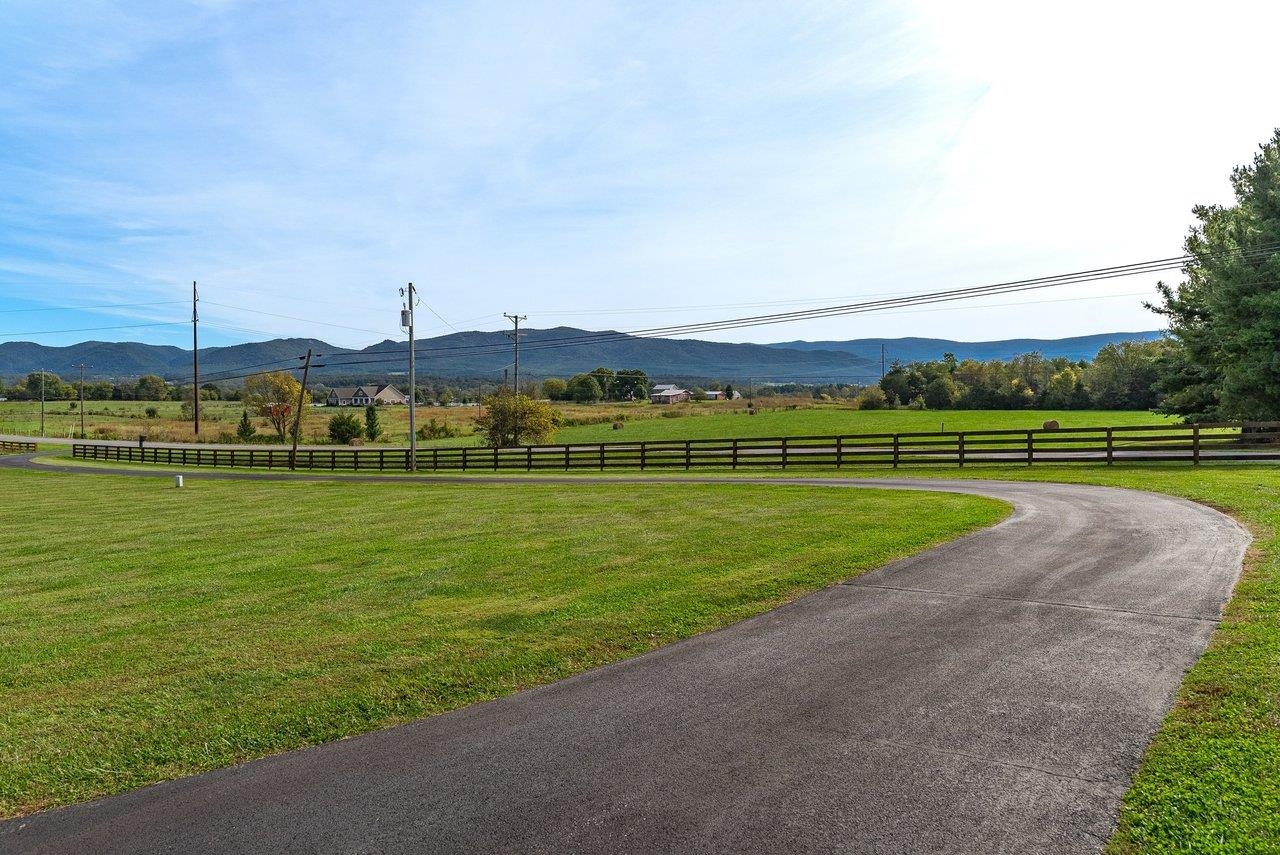 6869 EAST POINT RD, ELKTON, Virginia 22827, 4 Bedrooms Bedrooms, ,2 BathroomsBathrooms,Residential,6869 EAST POINT RD,683319 MLS # 683319 6869 EAST POINT RD, ELKTON, Virginia 22827, 4 Bedrooms Bedrooms, ,2 BathroomsBathrooms,Residential,6869 EAST POINT RD,683319 MLS # 683319