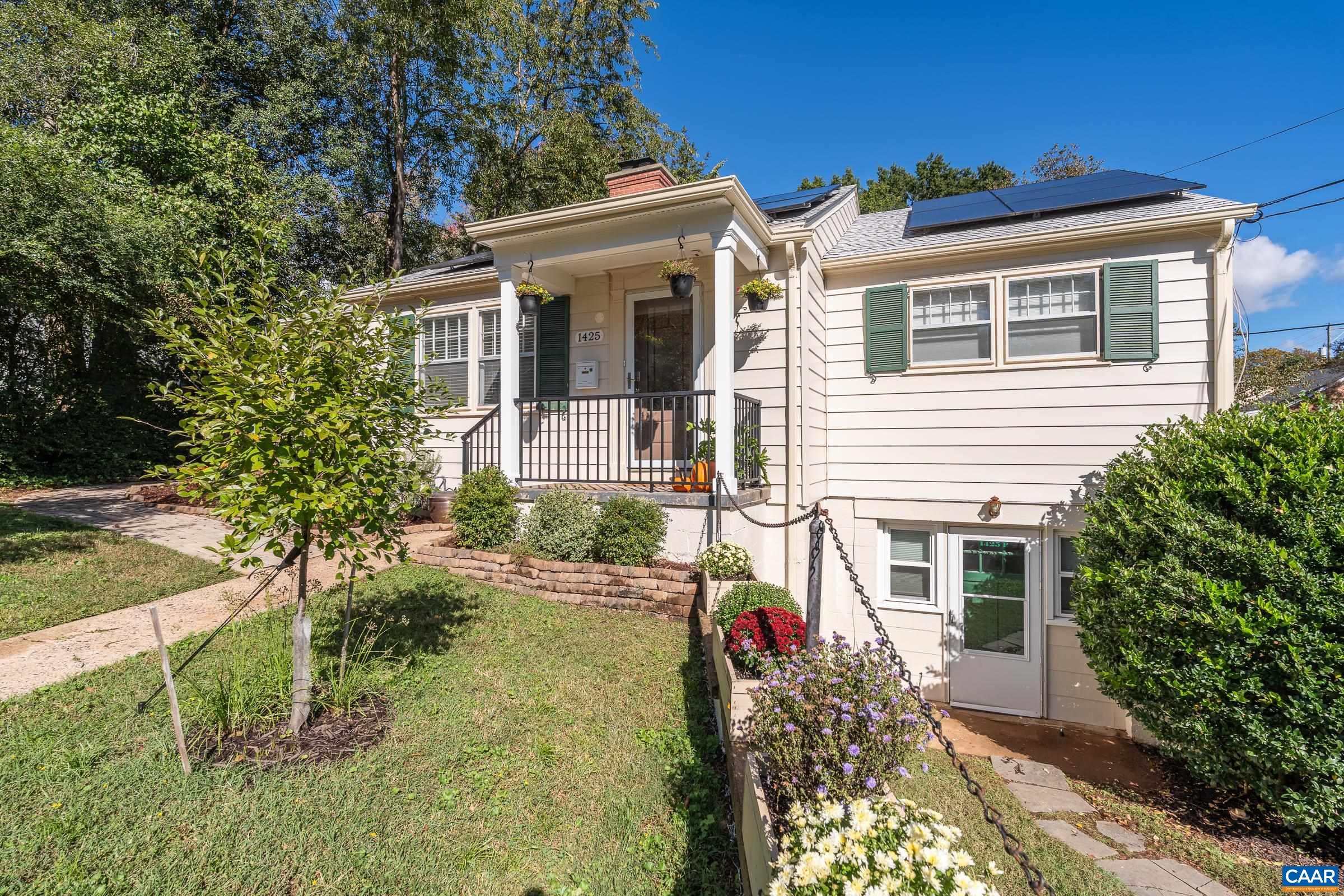1425 RUGBY AVE, CHARLOTTESVILLE, Virginia 22903, 3 Bedrooms Bedrooms, ,2 BathroomsBathrooms,Residential,1425 RUGBY AVE,683322 MLS # 683322 1425 RUGBY AVE, CHARLOTTESVILLE, Virginia 22903, 3 Bedrooms Bedrooms, ,2 BathroomsBathrooms,Residential,1425 RUGBY AVE,683322 MLS # 683322