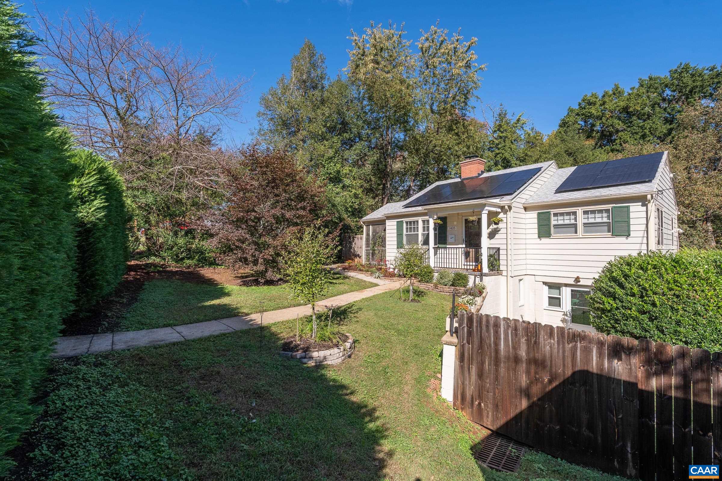 1425 RUGBY AVE, CHARLOTTESVILLE, Virginia 22903, 3 Bedrooms Bedrooms, ,2 BathroomsBathrooms,Residential,1425 RUGBY AVE,683322 MLS # 683322 1425 RUGBY AVE, CHARLOTTESVILLE, Virginia 22903, 3 Bedrooms Bedrooms, ,2 BathroomsBathrooms,Residential,1425 RUGBY AVE,683322 MLS # 683322