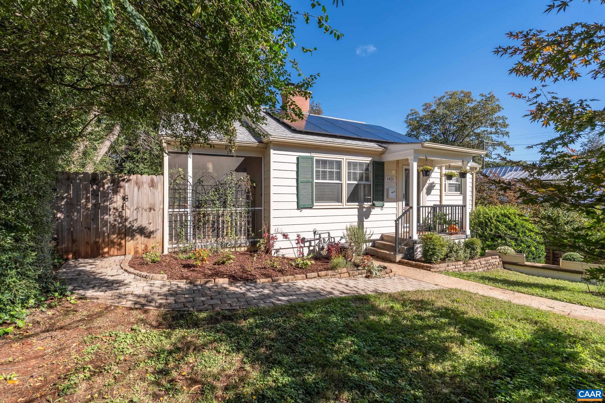 1425 RUGBY AVE, CHARLOTTESVILLE, Virginia 22903, 3 Bedrooms Bedrooms, ,2 BathroomsBathrooms,Residential,1425 RUGBY AVE,683322 MLS # 683322 1425 RUGBY AVE, CHARLOTTESVILLE, Virginia 22903, 3 Bedrooms Bedrooms, ,2 BathroomsBathrooms,Residential,1425 RUGBY AVE,683322 MLS # 683322