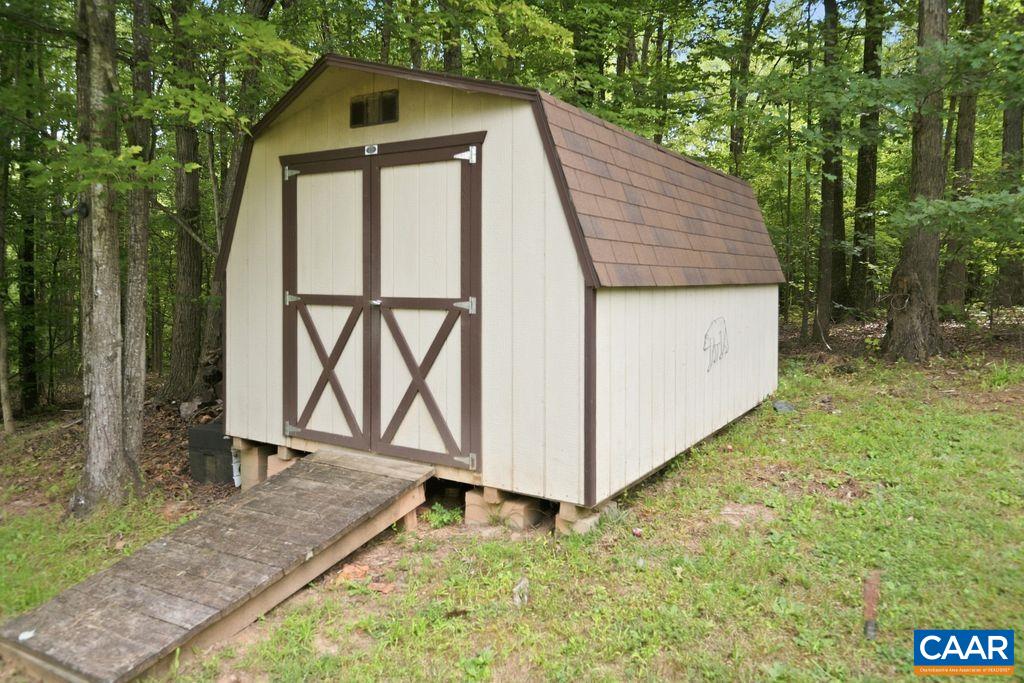 682 PINEY MOUNTAIN LN, SHIPMAN, Virginia 22971, 2 Bedrooms Bedrooms, ,2 BathroomsBathrooms,Residential,682 PINEY MOUNTAIN LN,683325 MLS # 683325
