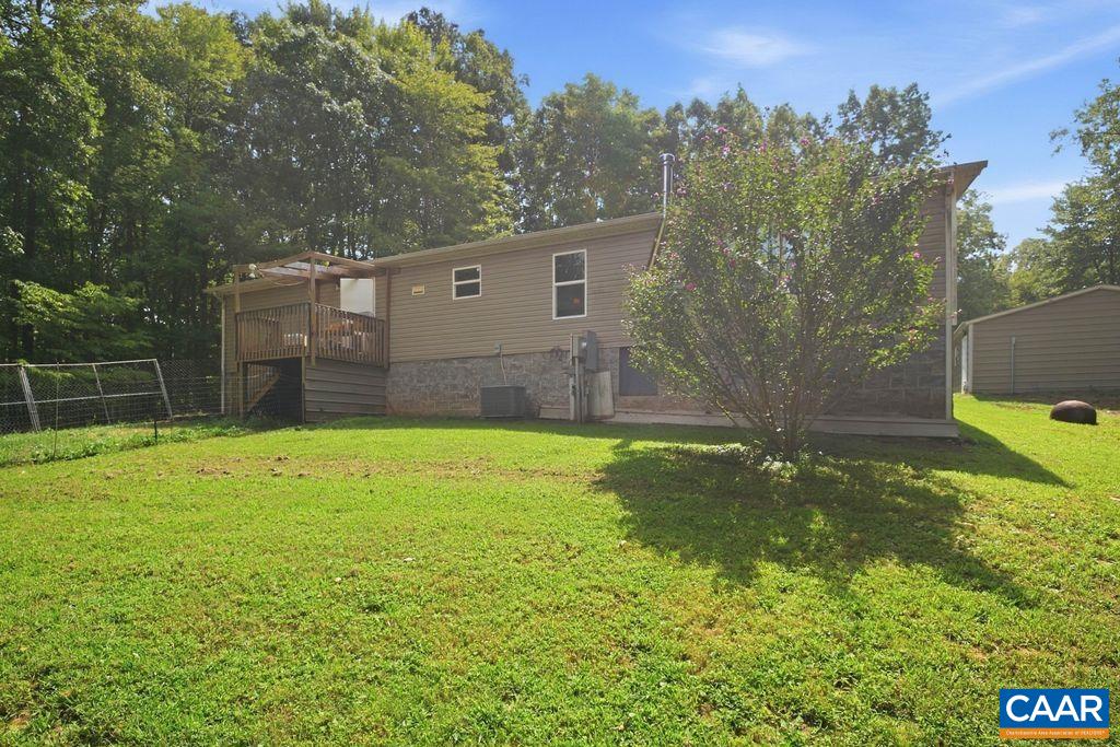 682 PINEY MOUNTAIN LN, SHIPMAN, Virginia 22971, 2 Bedrooms Bedrooms, ,2 BathroomsBathrooms,Residential,682 PINEY MOUNTAIN LN,683325 MLS # 683325