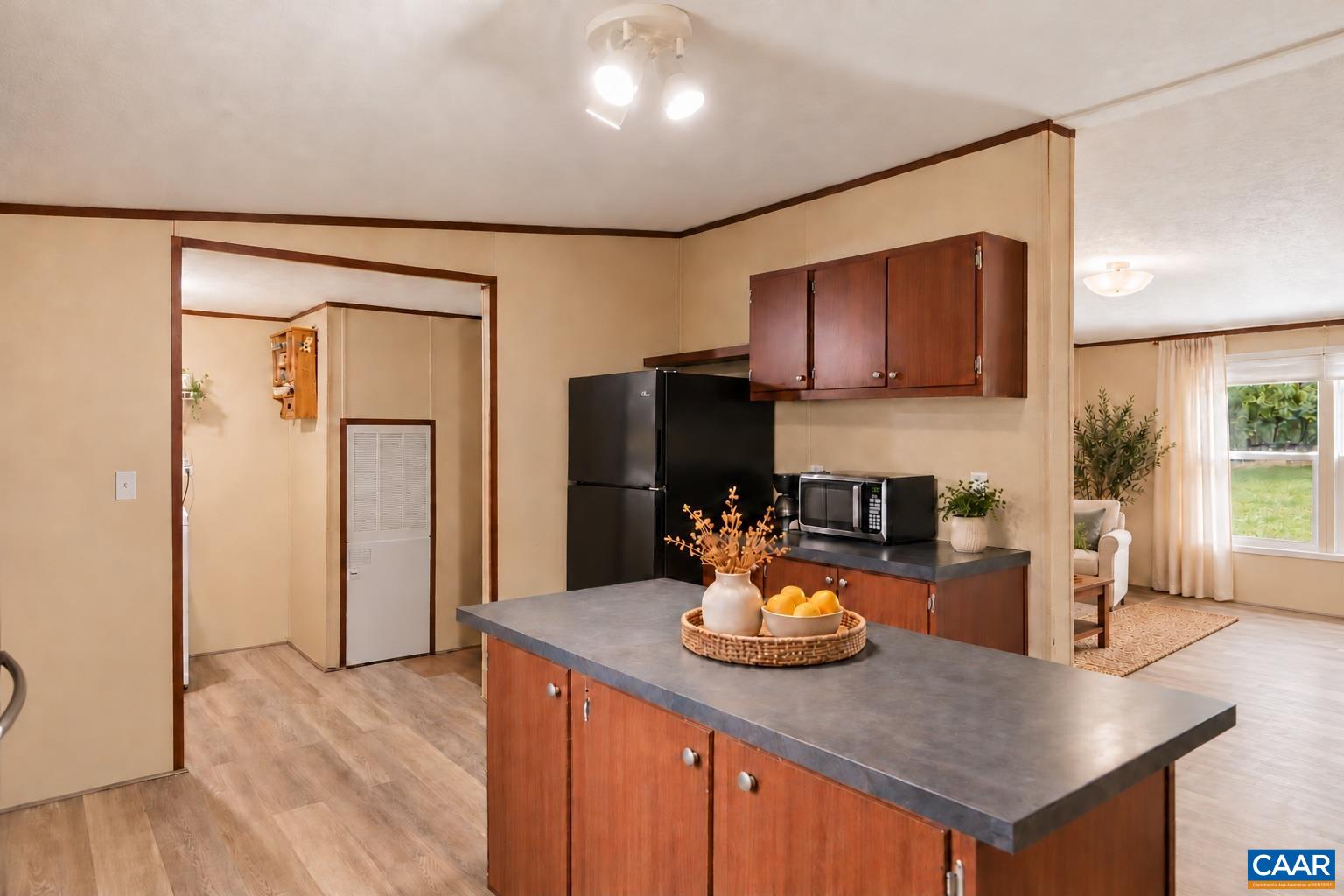682 PINEY MOUNTAIN LN, SHIPMAN, Virginia 22971, 2 Bedrooms Bedrooms, ,2 BathroomsBathrooms,Residential,682 PINEY MOUNTAIN LN,683325 MLS # 683325