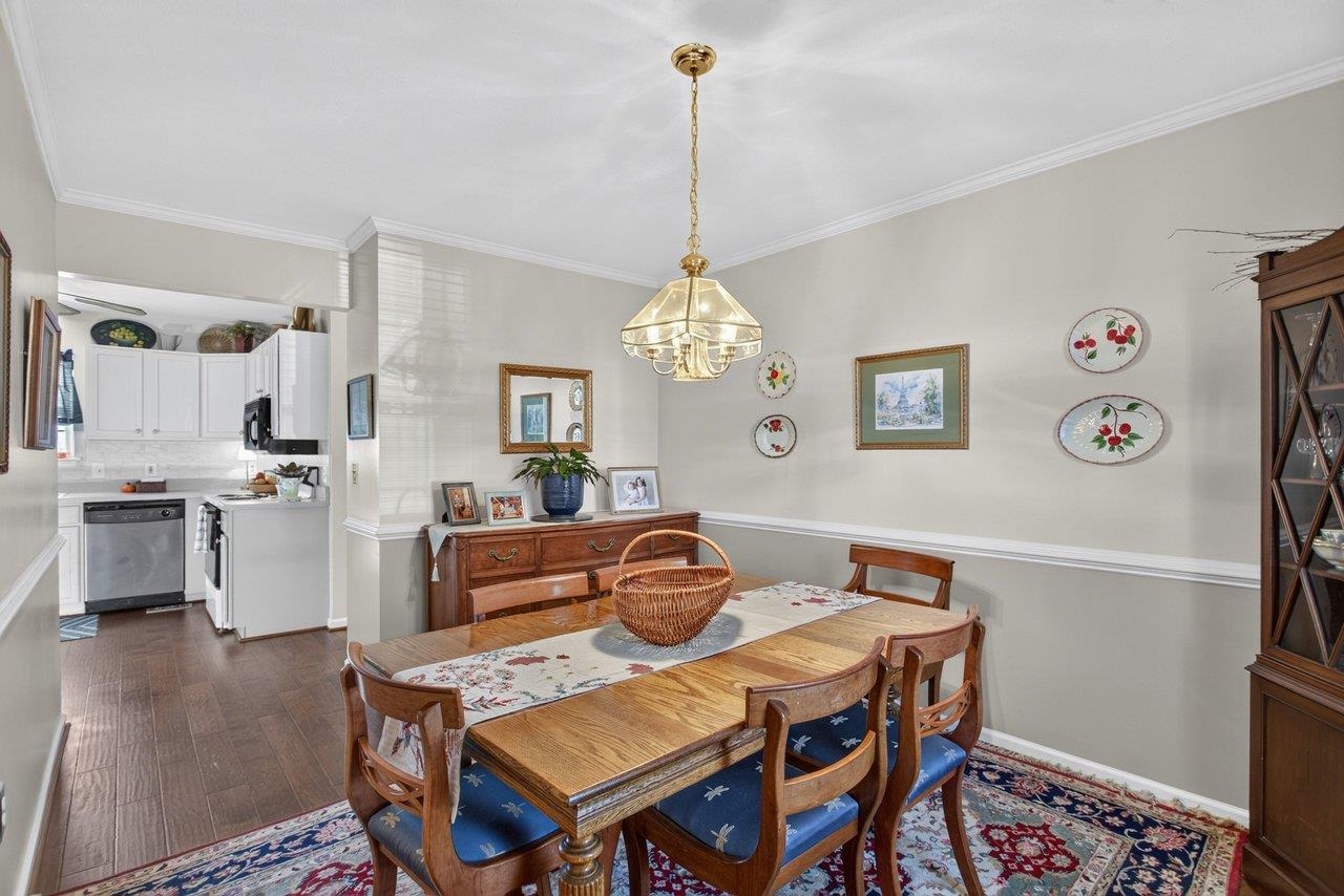 224 BRIDGEPORT DR, BRIDGEWATER, Virginia 22812, 4 Bedrooms Bedrooms, ,2 BathroomsBathrooms,Residential,224 BRIDGEPORT DR,683327 MLS # 683327