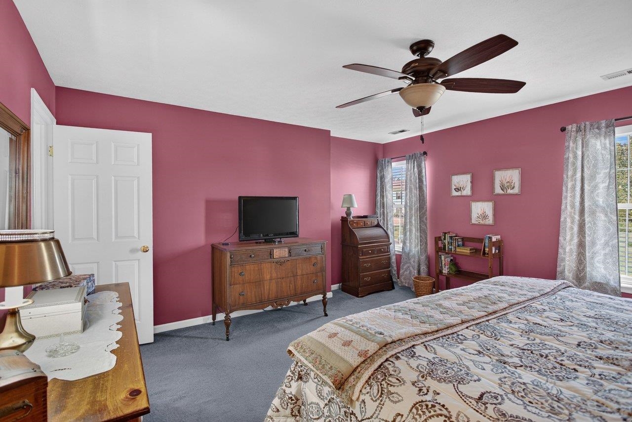 224 BRIDGEPORT DR, BRIDGEWATER, Virginia 22812, 4 Bedrooms Bedrooms, ,2 BathroomsBathrooms,Residential,224 BRIDGEPORT DR,683327 MLS # 683327