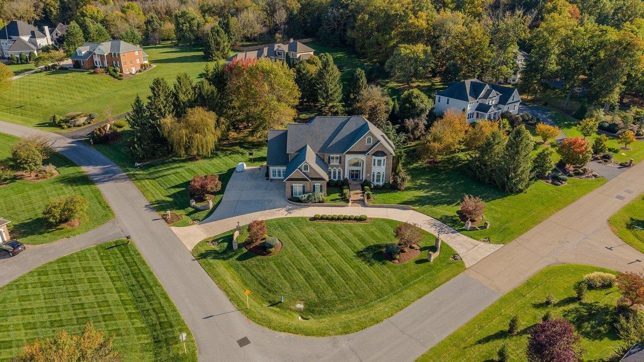 3409 LAKE POINTE DR, ROCKINGHAM, Virginia 22801, 5 Bedrooms Bedrooms, ,4 BathroomsBathrooms,Residential,3409 LAKE POINTE DR,683333 MLS # 683333 3409 LAKE POINTE DR, ROCKINGHAM, Virginia 22801, 5 Bedrooms Bedrooms, ,4 BathroomsBathrooms,Residential,3409 LAKE POINTE DR,683333 MLS # 683333