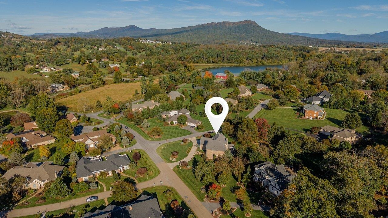 3409 LAKE POINTE DR, ROCKINGHAM, Virginia 22801, 5 Bedrooms Bedrooms, ,4 BathroomsBathrooms,Residential,3409 LAKE POINTE DR,683333 MLS # 683333 3409 LAKE POINTE DR, ROCKINGHAM, Virginia 22801, 5 Bedrooms Bedrooms, ,4 BathroomsBathrooms,Residential,3409 LAKE POINTE DR,683333 MLS # 683333