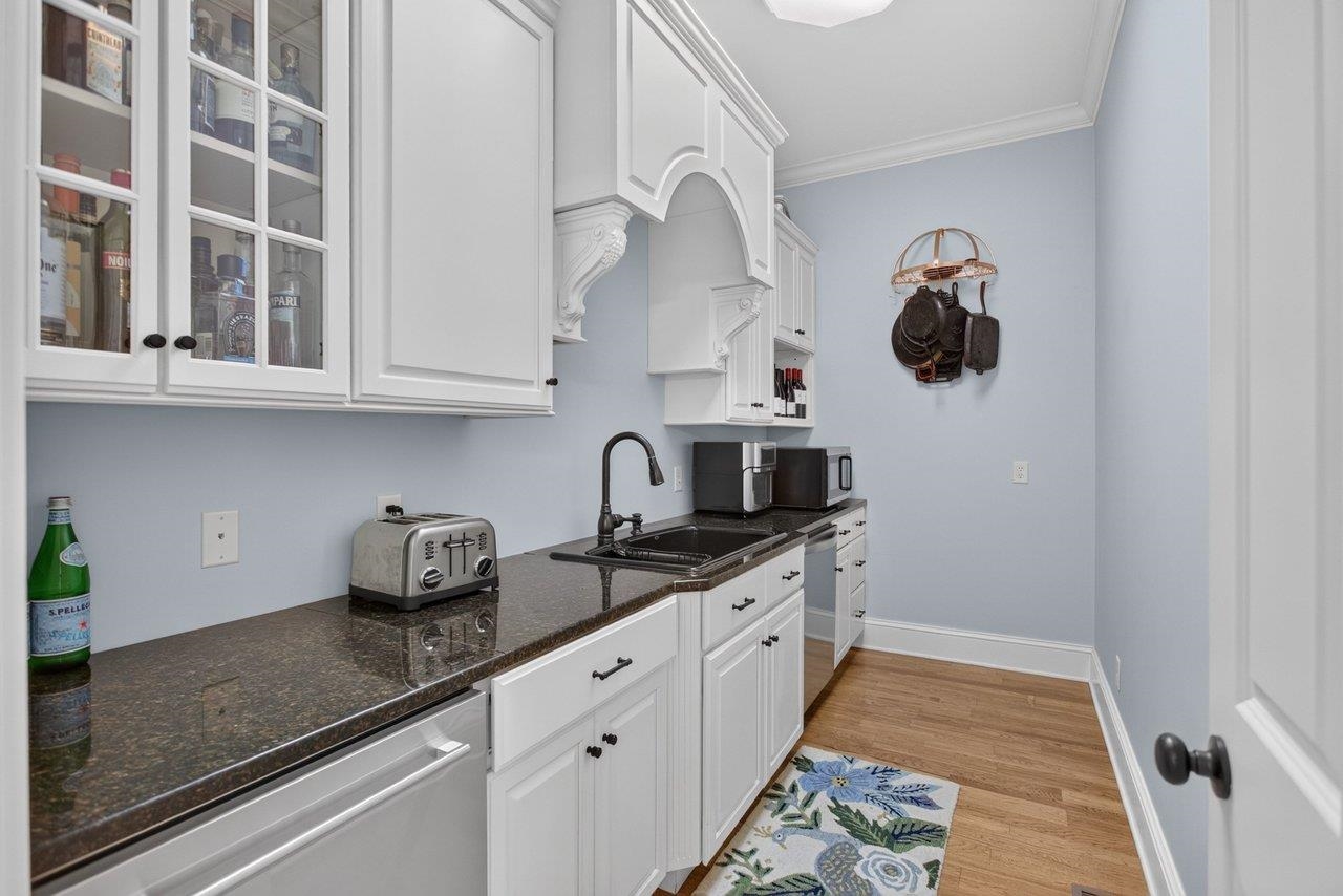 3409 LAKE POINTE DR, ROCKINGHAM, Virginia 22801, 5 Bedrooms Bedrooms, ,4 BathroomsBathrooms,Residential,3409 LAKE POINTE DR,683333 MLS # 683333 3409 LAKE POINTE DR, ROCKINGHAM, Virginia 22801, 5 Bedrooms Bedrooms, ,4 BathroomsBathrooms,Residential,3409 LAKE POINTE DR,683333 MLS # 683333