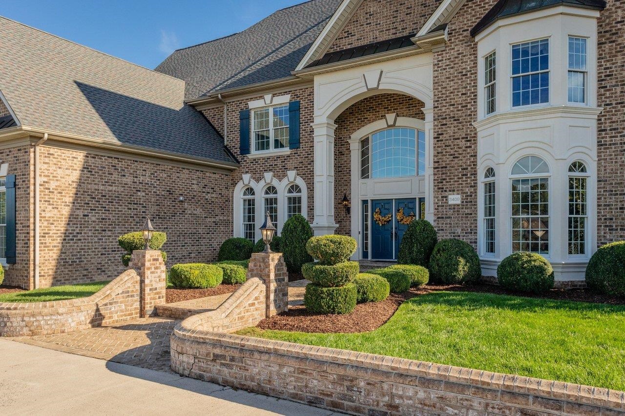 3409 LAKE POINTE DR, ROCKINGHAM, Virginia 22801, 5 Bedrooms Bedrooms, ,4 BathroomsBathrooms,Residential,3409 LAKE POINTE DR,683333 MLS # 683333 3409 LAKE POINTE DR, ROCKINGHAM, Virginia 22801, 5 Bedrooms Bedrooms, ,4 BathroomsBathrooms,Residential,3409 LAKE POINTE DR,683333 MLS # 683333
