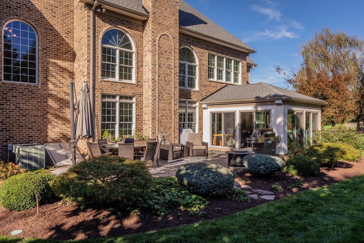 3409 LAKE POINTE DR, ROCKINGHAM, Virginia 22801, 5 Bedrooms Bedrooms, ,4 BathroomsBathrooms,Residential,3409 LAKE POINTE DR,683333 MLS # 683333 3409 LAKE POINTE DR, ROCKINGHAM, Virginia 22801, 5 Bedrooms Bedrooms, ,4 BathroomsBathrooms,Residential,3409 LAKE POINTE DR,683333 MLS # 683333