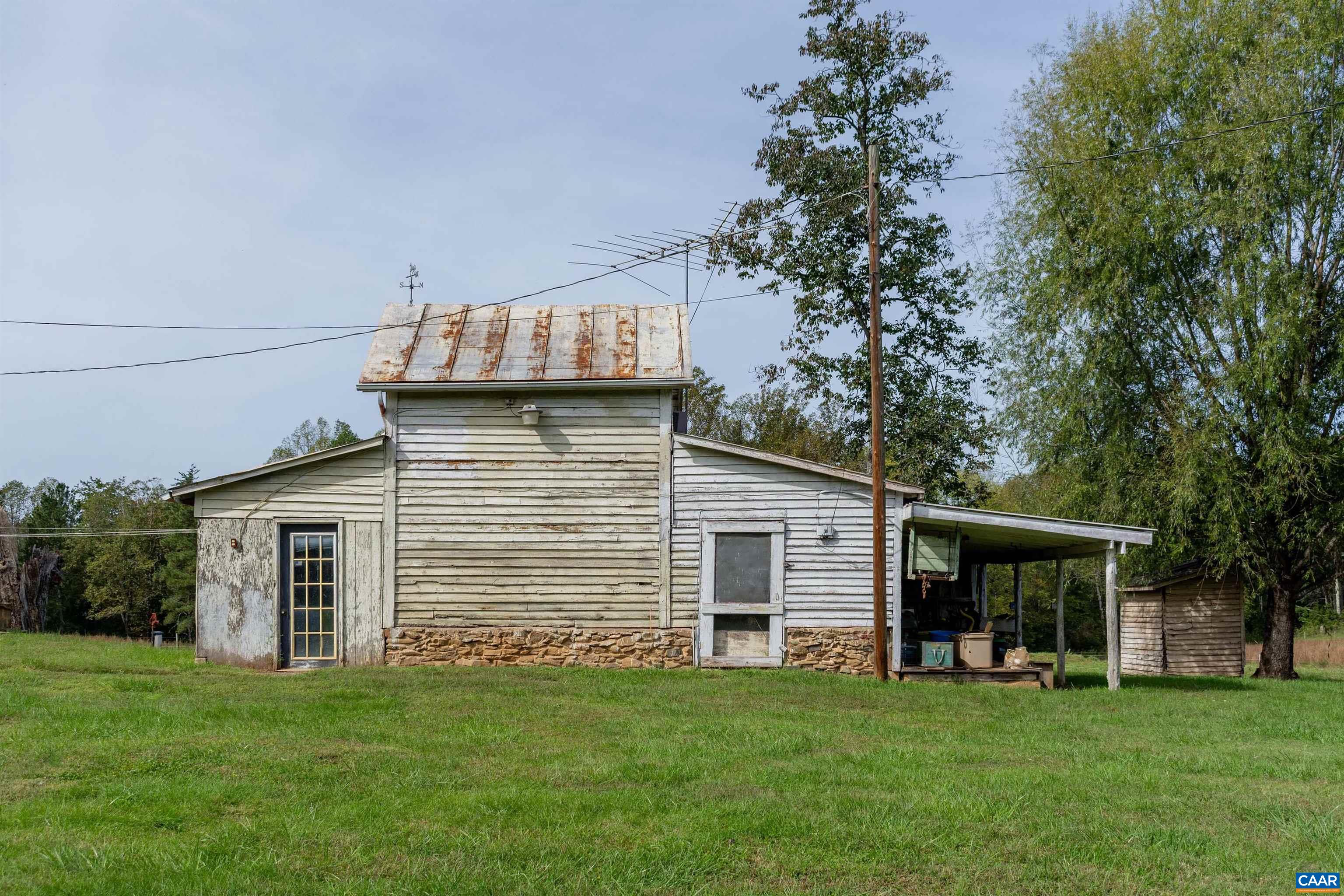 614 LILLARDS FORD RD, OAKPARK, Virginia 22730, 3 Bedrooms Bedrooms, ,1 BathroomBathrooms,Residential,614 LILLARDS FORD RD,683334 MLS # 683334 614 LILLARDS FORD RD, OAKPARK, Virginia 22730, 3 Bedrooms Bedrooms, ,1 BathroomBathrooms,Residential,614 LILLARDS FORD RD,683334 MLS # 683334