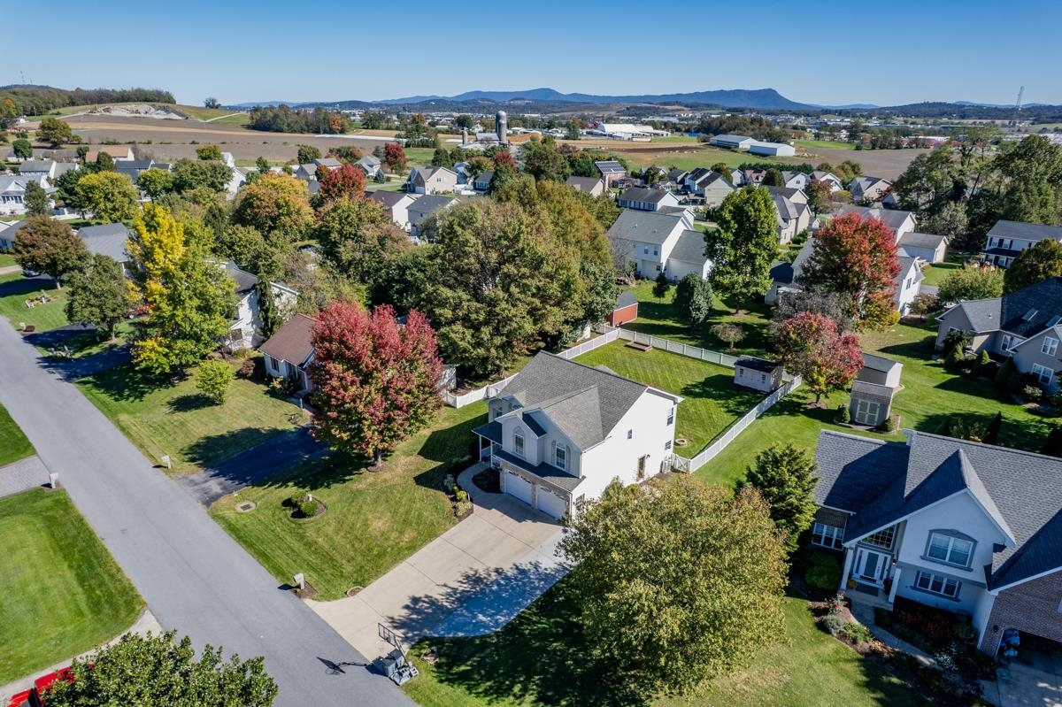 5920 HOUNDSCHASE LN, ROCKINGHAM, Virginia 22801, 3 Bedrooms Bedrooms, ,2 BathroomsBathrooms,Residential,5920 HOUNDSCHASE LN,683321 MLS # 683321 5920 HOUNDSCHASE LN, ROCKINGHAM, Virginia 22801, 3 Bedrooms Bedrooms, ,2 BathroomsBathrooms,Residential,5920 HOUNDSCHASE LN,683321 MLS # 683321