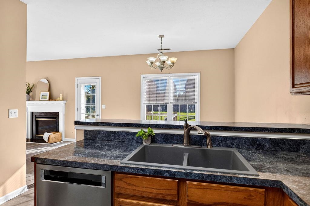115 NORTHWOOD DR, WAYNESBORO, Virginia 22980, 3 Bedrooms Bedrooms, ,2 BathroomsBathrooms,Residential,115 NORTHWOOD DR,683338 MLS # 683338 115 NORTHWOOD DR, WAYNESBORO, Virginia 22980, 3 Bedrooms Bedrooms, ,2 BathroomsBathrooms,Residential,115 NORTHWOOD DR,683338 MLS # 683338