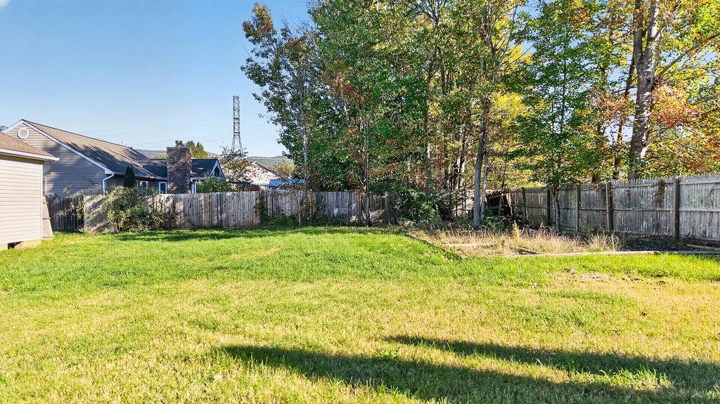 115 NORTHWOOD DR, WAYNESBORO, Virginia 22980, 3 Bedrooms Bedrooms, ,2 BathroomsBathrooms,Residential,115 NORTHWOOD DR,683338 MLS # 683338 115 NORTHWOOD DR, WAYNESBORO, Virginia 22980, 3 Bedrooms Bedrooms, ,2 BathroomsBathrooms,Residential,115 NORTHWOOD DR,683338 MLS # 683338