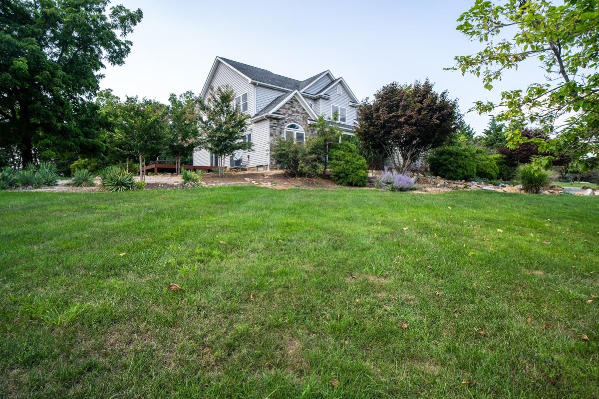 190 RIDGEMORE DR, RAPHINE, Virginia 24472, 4 Bedrooms Bedrooms, ,2 BathroomsBathrooms,Residential,190 RIDGEMORE DR,683344 MLS # 683344 190 RIDGEMORE DR, RAPHINE, Virginia 24472, 4 Bedrooms Bedrooms, ,2 BathroomsBathrooms,Residential,190 RIDGEMORE DR,683344 MLS # 683344