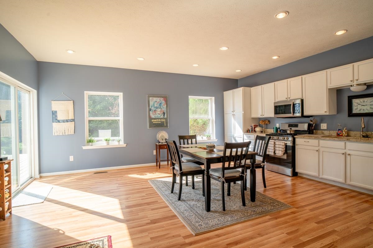 190 RIDGEMORE DR, RAPHINE, Virginia 24472, 4 Bedrooms Bedrooms, ,2 BathroomsBathrooms,Residential,190 RIDGEMORE DR,683344 MLS # 683344 190 RIDGEMORE DR, RAPHINE, Virginia 24472, 4 Bedrooms Bedrooms, ,2 BathroomsBathrooms,Residential,190 RIDGEMORE DR,683344 MLS # 683344