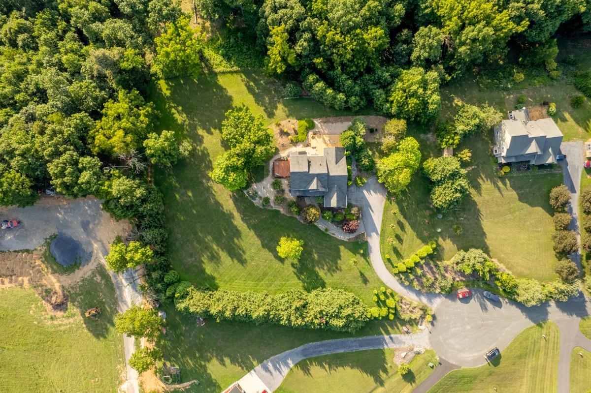 190 RIDGEMORE DR, RAPHINE, Virginia 24472, 4 Bedrooms Bedrooms, ,2 BathroomsBathrooms,Residential,190 RIDGEMORE DR,683344 MLS # 683344 190 RIDGEMORE DR, RAPHINE, Virginia 24472, 4 Bedrooms Bedrooms, ,2 BathroomsBathrooms,Residential,190 RIDGEMORE DR,683344 MLS # 683344