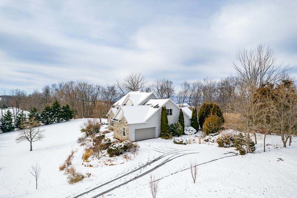 190 RIDGEMORE DR, RAPHINE, Virginia 24472, 4 Bedrooms Bedrooms, ,2 BathroomsBathrooms,Residential,190 RIDGEMORE DR,683344 MLS # 683344 190 RIDGEMORE DR, RAPHINE, Virginia 24472, 4 Bedrooms Bedrooms, ,2 BathroomsBathrooms,Residential,190 RIDGEMORE DR,683344 MLS # 683344
