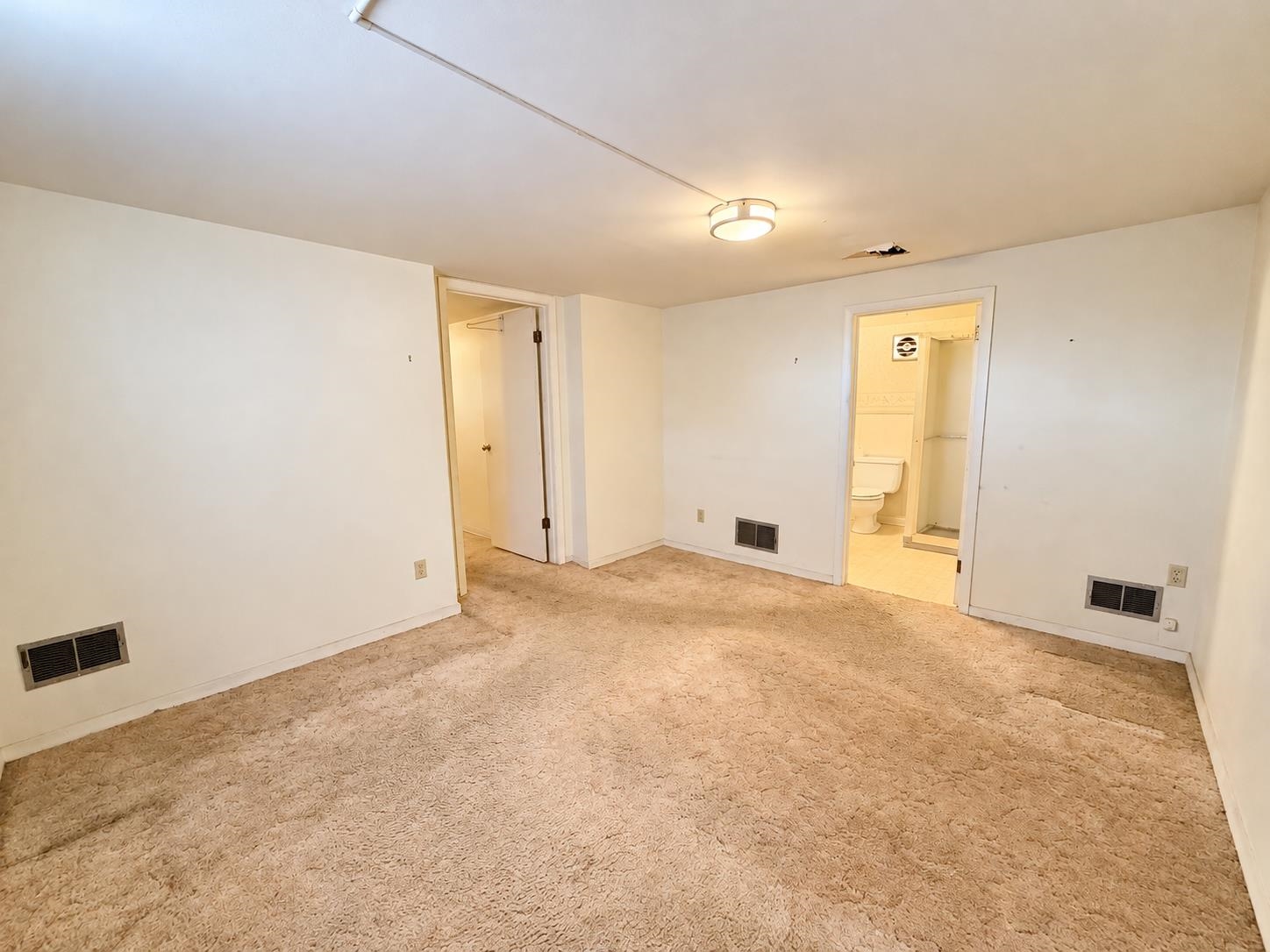 1041 MOORE ST, HARRISONBURG, Virginia 22802, 3 Bedrooms Bedrooms, ,2 BathroomsBathrooms,Residential,1041 MOORE ST,683345 MLS # 683345 1041 MOORE ST, HARRISONBURG, Virginia 22802, 3 Bedrooms Bedrooms, ,2 BathroomsBathrooms,Residential,1041 MOORE ST,683345 MLS # 683345