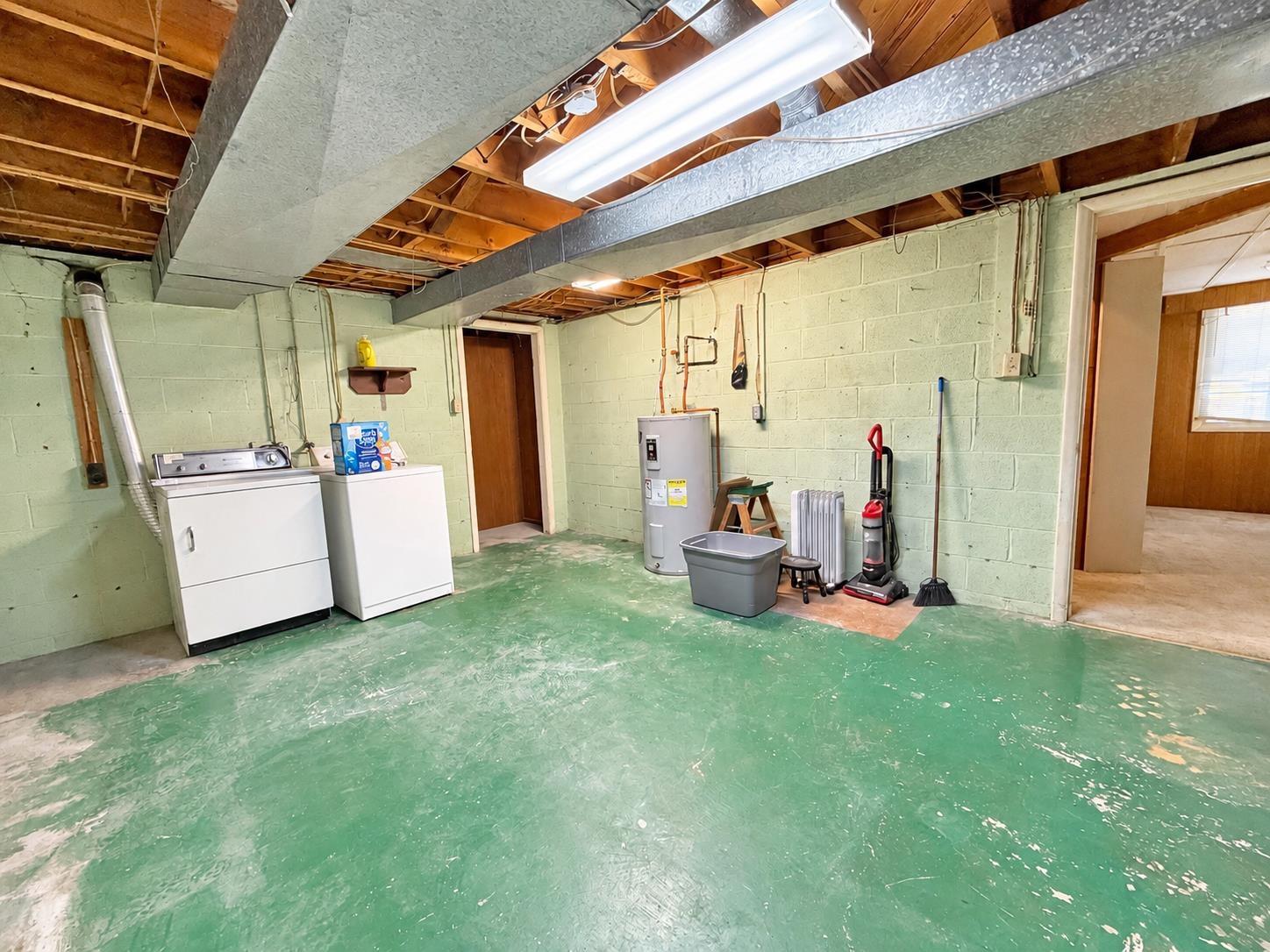 1041 MOORE ST, HARRISONBURG, Virginia 22802, 3 Bedrooms Bedrooms, ,2 BathroomsBathrooms,Residential,1041 MOORE ST,683345 MLS # 683345 1041 MOORE ST, HARRISONBURG, Virginia 22802, 3 Bedrooms Bedrooms, ,2 BathroomsBathrooms,Residential,1041 MOORE ST,683345 MLS # 683345