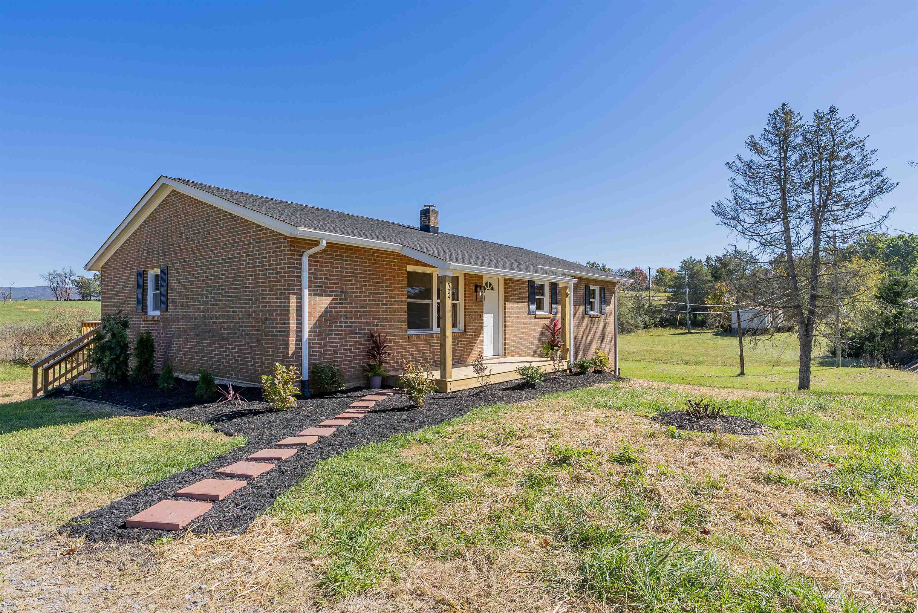 504 STEELES FORT RD, RAPHINE, Virginia 24472, 5 Bedrooms Bedrooms, ,3 BathroomsBathrooms,Residential,504 STEELES FORT RD,683350 MLS # 683350 504 STEELES FORT RD, RAPHINE, Virginia 24472, 5 Bedrooms Bedrooms, ,3 BathroomsBathrooms,Residential,504 STEELES FORT RD,683350 MLS # 683350