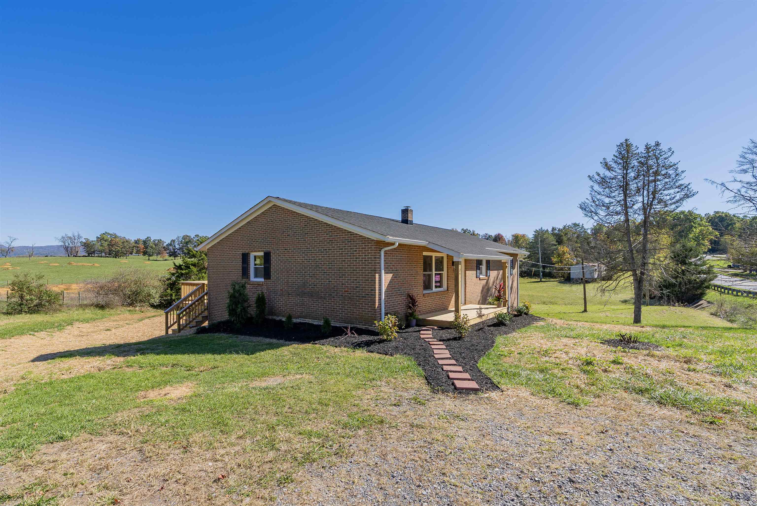 504 STEELES FORT RD, RAPHINE, Virginia 24472, 5 Bedrooms Bedrooms, ,3 BathroomsBathrooms,Residential,504 STEELES FORT RD,683350 MLS # 683350 504 STEELES FORT RD, RAPHINE, Virginia 24472, 5 Bedrooms Bedrooms, ,3 BathroomsBathrooms,Residential,504 STEELES FORT RD,683350 MLS # 683350