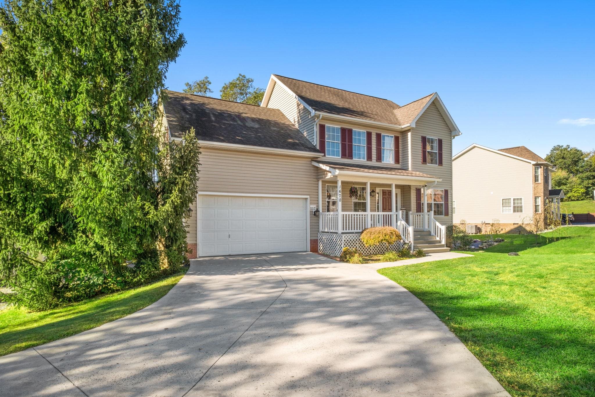 1670 BRIARCREST DR, ROCKINGHAM, Virginia 22801, 5 Bedrooms Bedrooms, ,3 BathroomsBathrooms,Residential,BRIARCREST SUBDIVISION LOT 5,1670 BRIARCREST DR,683087 MLS # 683087 1670 BRIARCREST DR, ROCKINGHAM, Virginia 22801, 5 Bedrooms Bedrooms, ,3 BathroomsBathrooms,Residential,BRIARCREST SUBDIVISION LOT 5,1670 BRIARCREST DR,683087 MLS # 683087