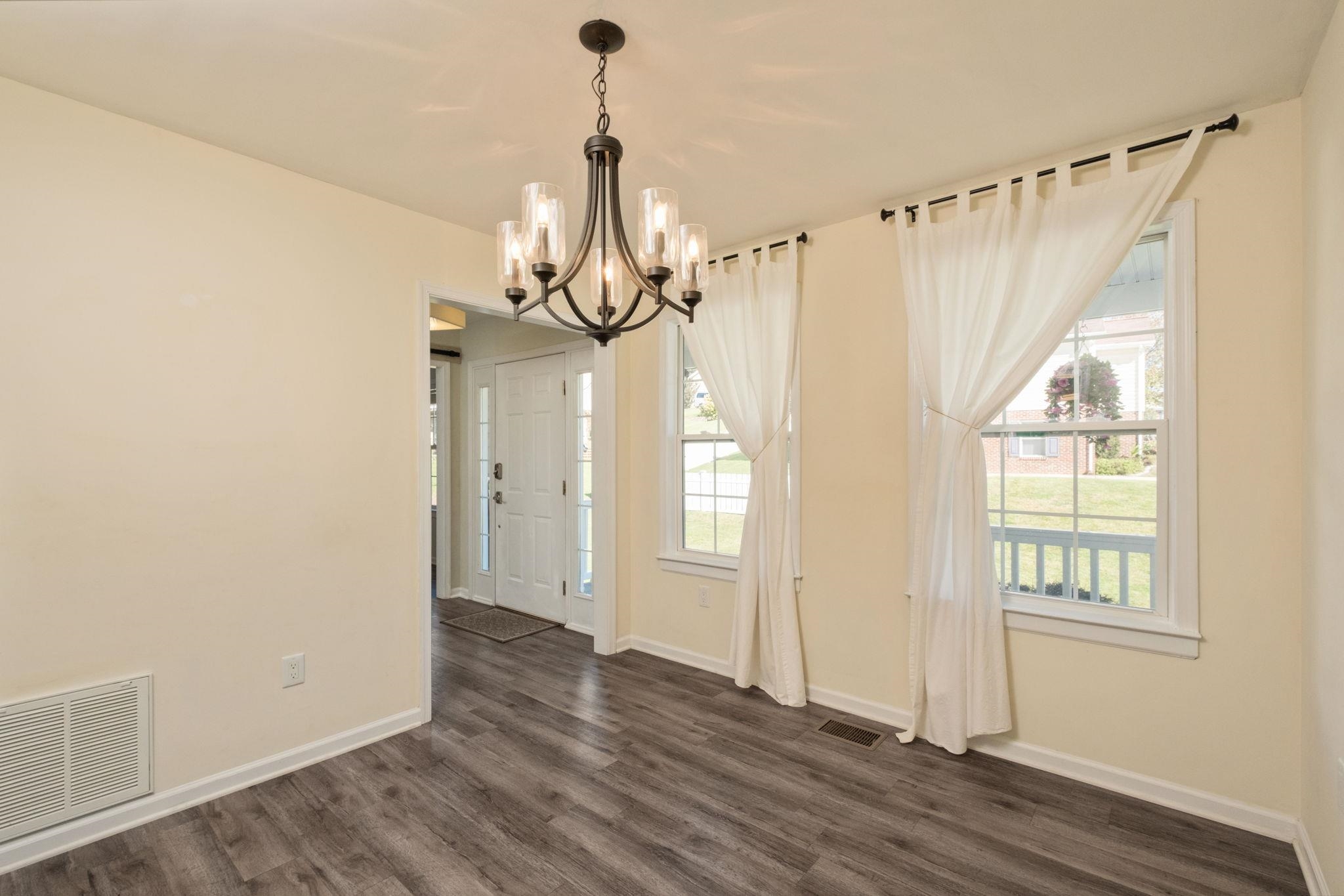1670 BRIARCREST DR, ROCKINGHAM, Virginia 22801, 5 Bedrooms Bedrooms, ,3 BathroomsBathrooms,Residential,BRIARCREST SUBDIVISION LOT 5,1670 BRIARCREST DR,683087 MLS # 683087 1670 BRIARCREST DR, ROCKINGHAM, Virginia 22801, 5 Bedrooms Bedrooms, ,3 BathroomsBathrooms,Residential,BRIARCREST SUBDIVISION LOT 5,1670 BRIARCREST DR,683087 MLS # 683087