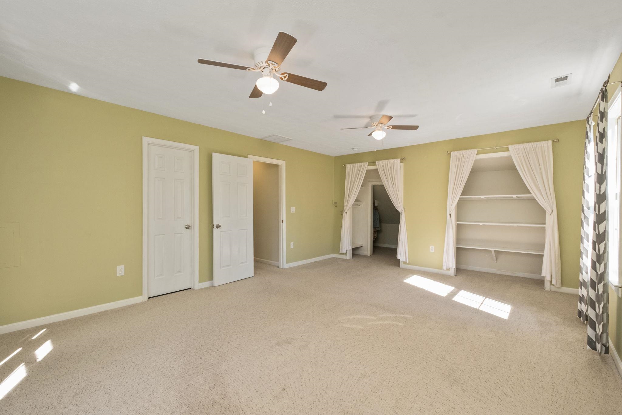 1670 BRIARCREST DR, ROCKINGHAM, Virginia 22801, 5 Bedrooms Bedrooms, ,3 BathroomsBathrooms,Residential,BRIARCREST SUBDIVISION LOT 5,1670 BRIARCREST DR,683087 MLS # 683087 1670 BRIARCREST DR, ROCKINGHAM, Virginia 22801, 5 Bedrooms Bedrooms, ,3 BathroomsBathrooms,Residential,BRIARCREST SUBDIVISION LOT 5,1670 BRIARCREST DR,683087 MLS # 683087