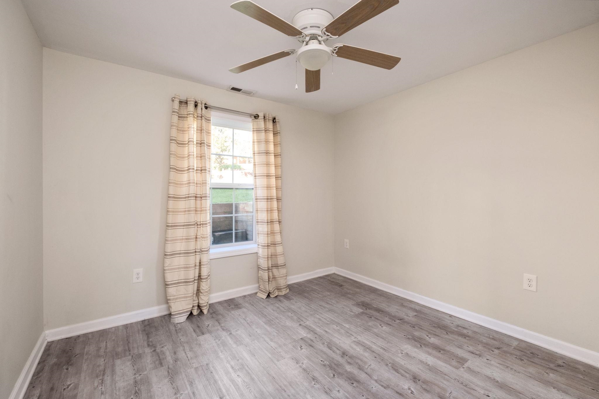 1670 BRIARCREST DR, ROCKINGHAM, Virginia 22801, 5 Bedrooms Bedrooms, ,3 BathroomsBathrooms,Residential,BRIARCREST SUBDIVISION LOT 5,1670 BRIARCREST DR,683087 MLS # 683087 1670 BRIARCREST DR, ROCKINGHAM, Virginia 22801, 5 Bedrooms Bedrooms, ,3 BathroomsBathrooms,Residential,BRIARCREST SUBDIVISION LOT 5,1670 BRIARCREST DR,683087 MLS # 683087