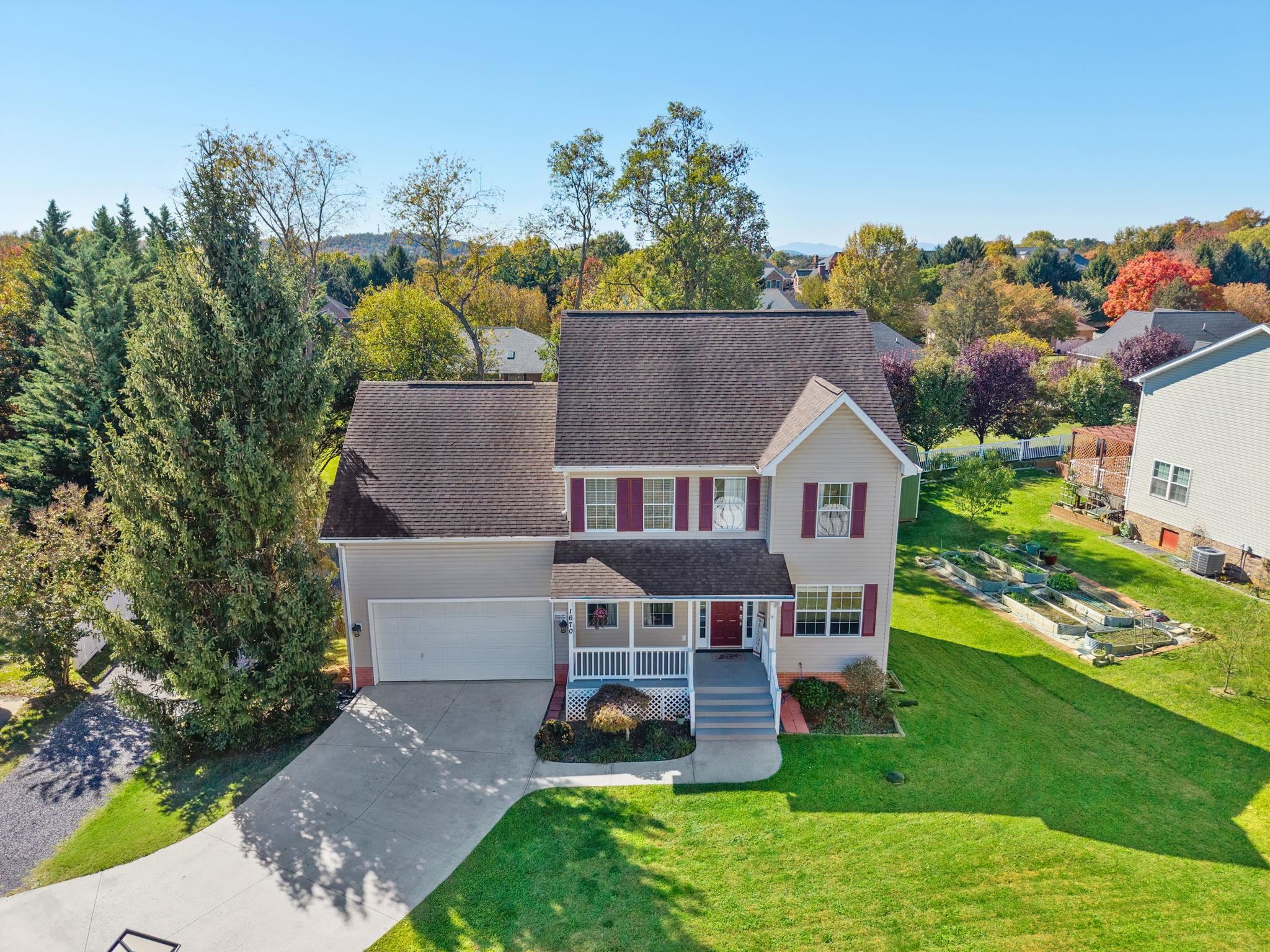 1670 BRIARCREST DR, ROCKINGHAM, Virginia 22801, 5 Bedrooms Bedrooms, ,3 BathroomsBathrooms,Residential,BRIARCREST SUBDIVISION LOT 5,1670 BRIARCREST DR,683087 MLS # 683087 1670 BRIARCREST DR, ROCKINGHAM, Virginia 22801, 5 Bedrooms Bedrooms, ,3 BathroomsBathrooms,Residential,BRIARCREST SUBDIVISION LOT 5,1670 BRIARCREST DR,683087 MLS # 683087