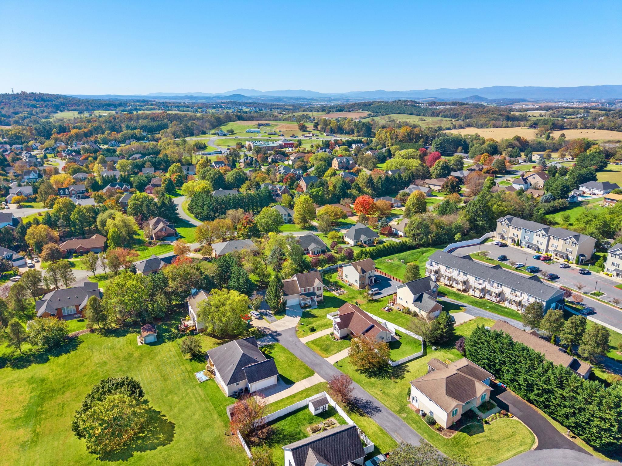 1670 BRIARCREST DR, ROCKINGHAM, Virginia 22801, 5 Bedrooms Bedrooms, ,3 BathroomsBathrooms,Residential,BRIARCREST SUBDIVISION LOT 5,1670 BRIARCREST DR,683087 MLS # 683087 1670 BRIARCREST DR, ROCKINGHAM, Virginia 22801, 5 Bedrooms Bedrooms, ,3 BathroomsBathrooms,Residential,BRIARCREST SUBDIVISION LOT 5,1670 BRIARCREST DR,683087 MLS # 683087