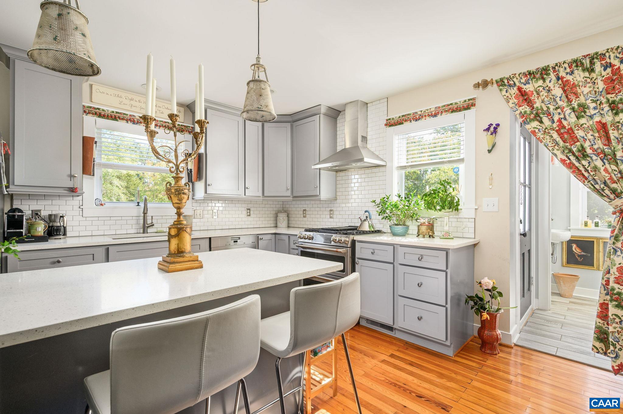 4325 BUNKER HILL RD, KESWICK, Virginia 22947, 3 Bedrooms Bedrooms, ,2 BathroomsBathrooms,Residential,Keswick Cottage,4325 BUNKER HILL RD,683222 MLS # 683222 4325 BUNKER HILL RD, KESWICK, Virginia 22947, 3 Bedrooms Bedrooms, ,2 BathroomsBathrooms,Residential,Keswick Cottage,4325 BUNKER HILL RD,683222 MLS # 683222