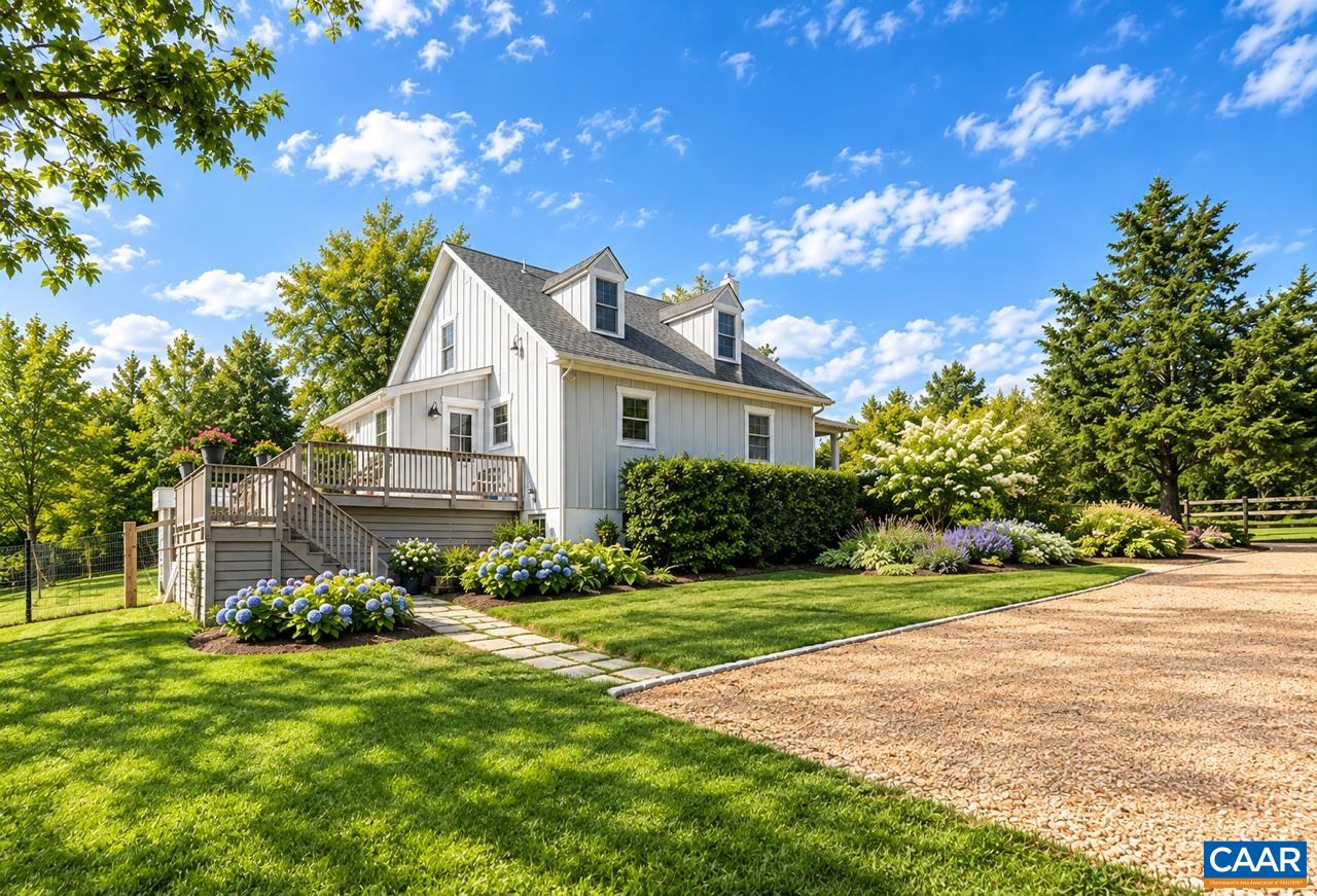 4325 BUNKER HILL RD, KESWICK, Virginia 22947, 3 Bedrooms Bedrooms, ,2 BathroomsBathrooms,Residential,Keswick Cottage,4325 BUNKER HILL RD,683222 MLS # 683222 4325 BUNKER HILL RD, KESWICK, Virginia 22947, 3 Bedrooms Bedrooms, ,2 BathroomsBathrooms,Residential,Keswick Cottage,4325 BUNKER HILL RD,683222 MLS # 683222