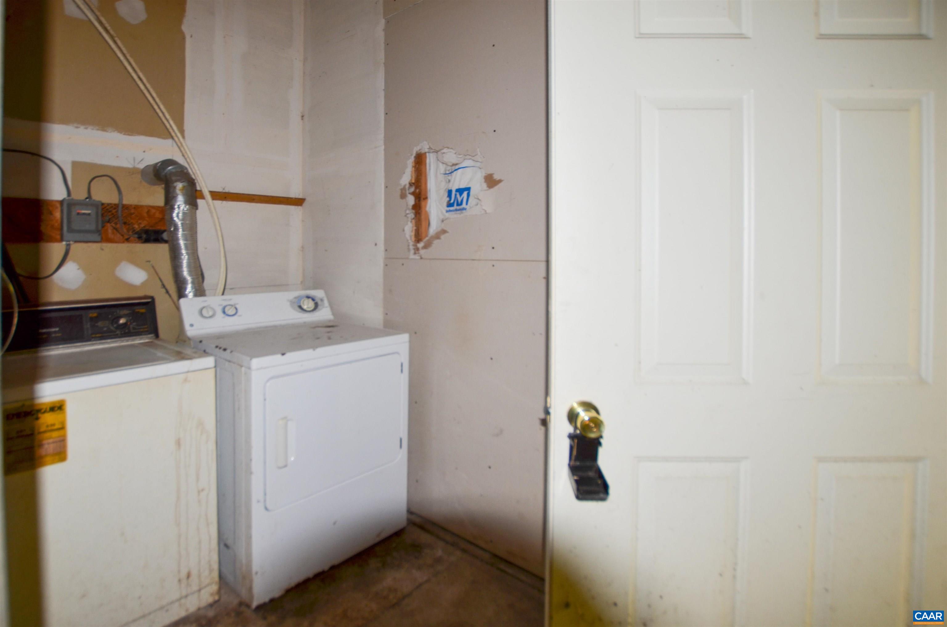 96 ASH RD, LOUISA, Virginia 23093, 3 Bedrooms Bedrooms, ,4 BathroomsBathrooms,Residential,96 ASH RD,683361 MLS # 683361 96 ASH RD, LOUISA, Virginia 23093, 3 Bedrooms Bedrooms, ,4 BathroomsBathrooms,Residential,96 ASH RD,683361 MLS # 683361