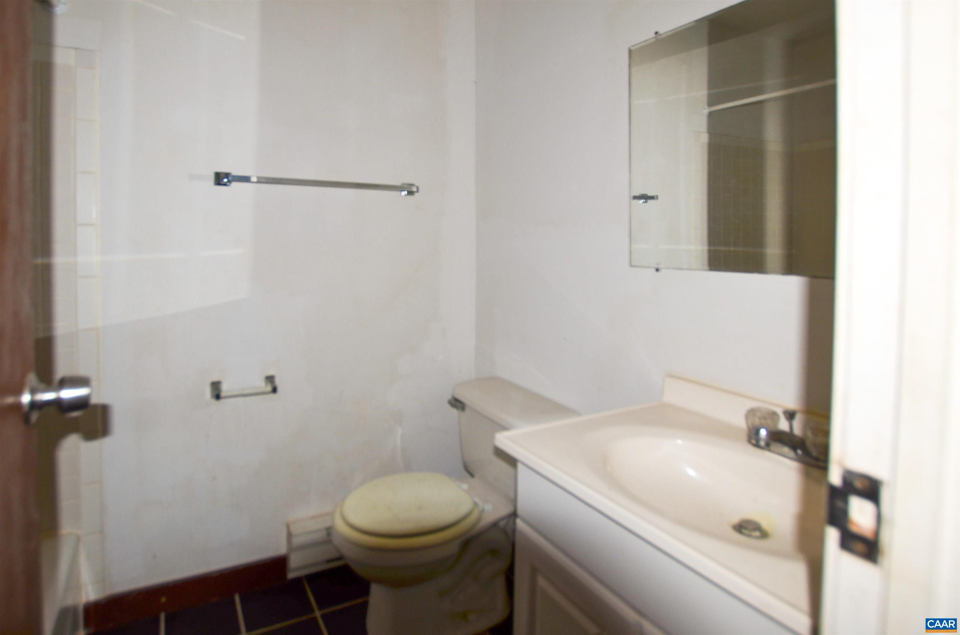 96 ASH RD, LOUISA, Virginia 23093, 3 Bedrooms Bedrooms, ,4 BathroomsBathrooms,Residential,96 ASH RD,683361 MLS # 683361 96 ASH RD, LOUISA, Virginia 23093, 3 Bedrooms Bedrooms, ,4 BathroomsBathrooms,Residential,96 ASH RD,683361 MLS # 683361