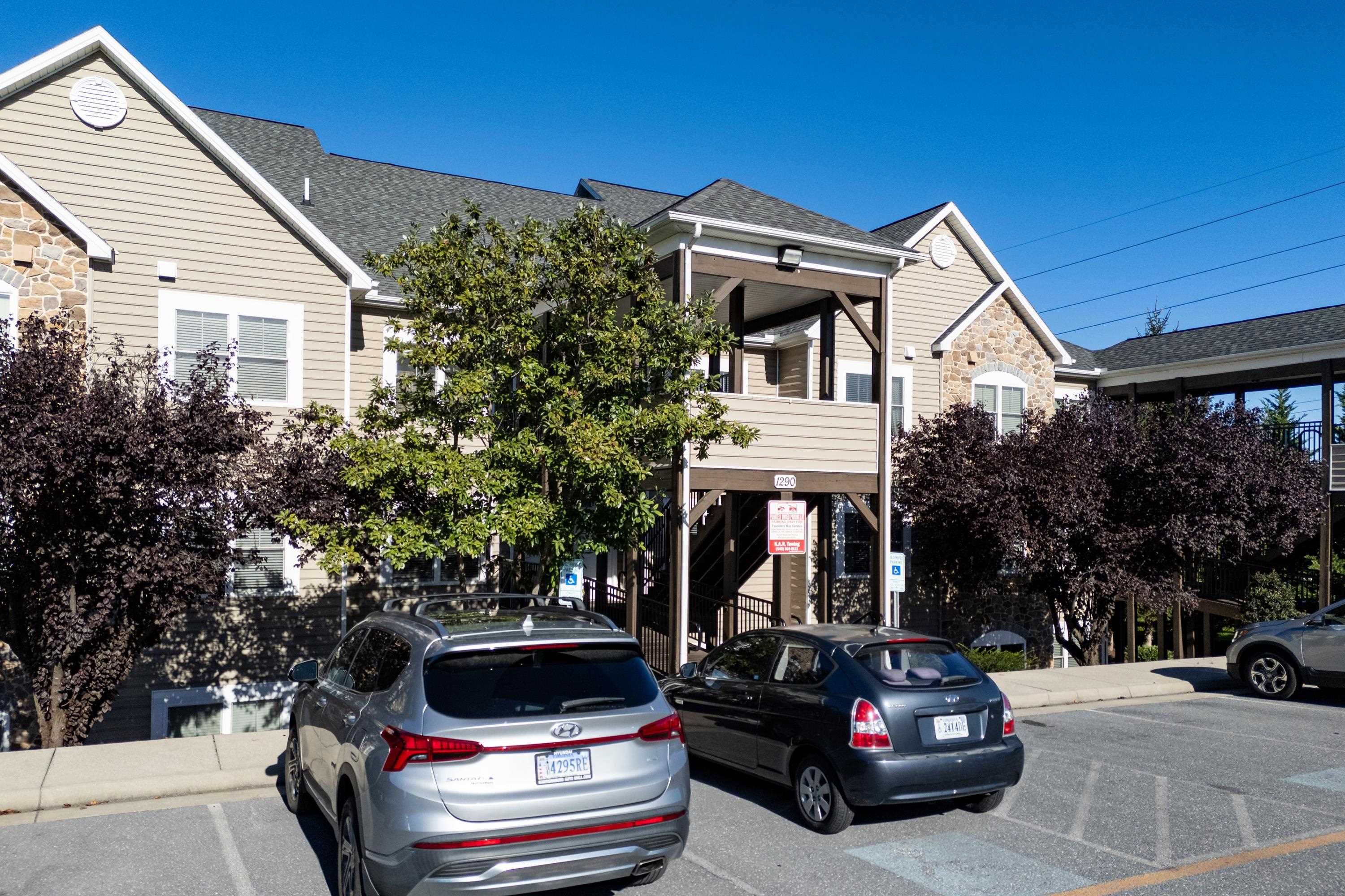 1290 CONSTITUTION CT, HARRISONBURG, Virginia 22802, 2 Bedrooms Bedrooms, ,2 BathroomsBathrooms,Residential,1290 CONSTITUTION CT,683362 MLS # 683362 1290 CONSTITUTION CT, HARRISONBURG, Virginia 22802, 2 Bedrooms Bedrooms, ,2 BathroomsBathrooms,Residential,1290 CONSTITUTION CT,683362 MLS # 683362