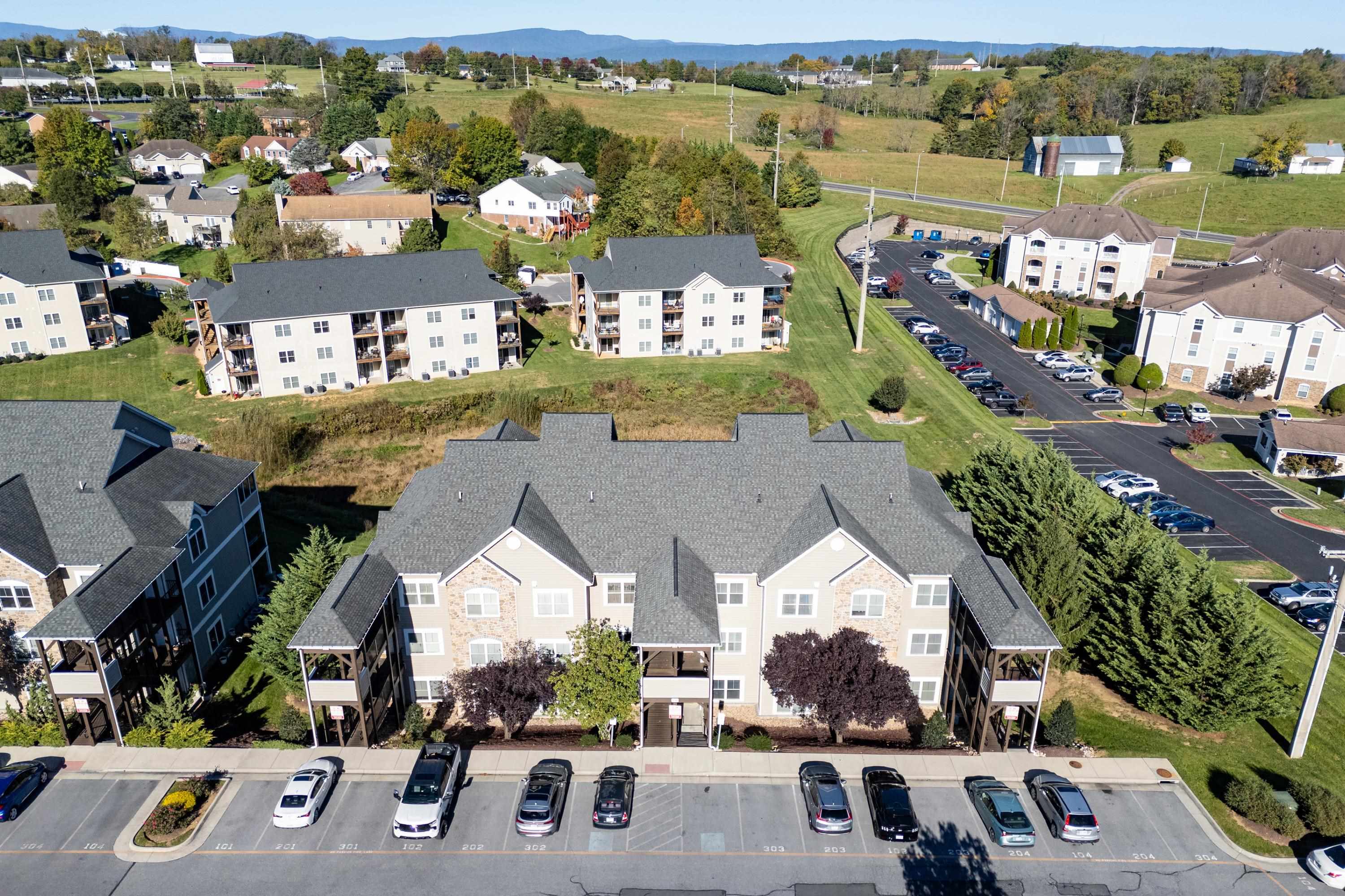 1290 CONSTITUTION CT, HARRISONBURG, Virginia 22802, 2 Bedrooms Bedrooms, ,2 BathroomsBathrooms,Residential,1290 CONSTITUTION CT,683362 MLS # 683362 1290 CONSTITUTION CT, HARRISONBURG, Virginia 22802, 2 Bedrooms Bedrooms, ,2 BathroomsBathrooms,Residential,1290 CONSTITUTION CT,683362 MLS # 683362