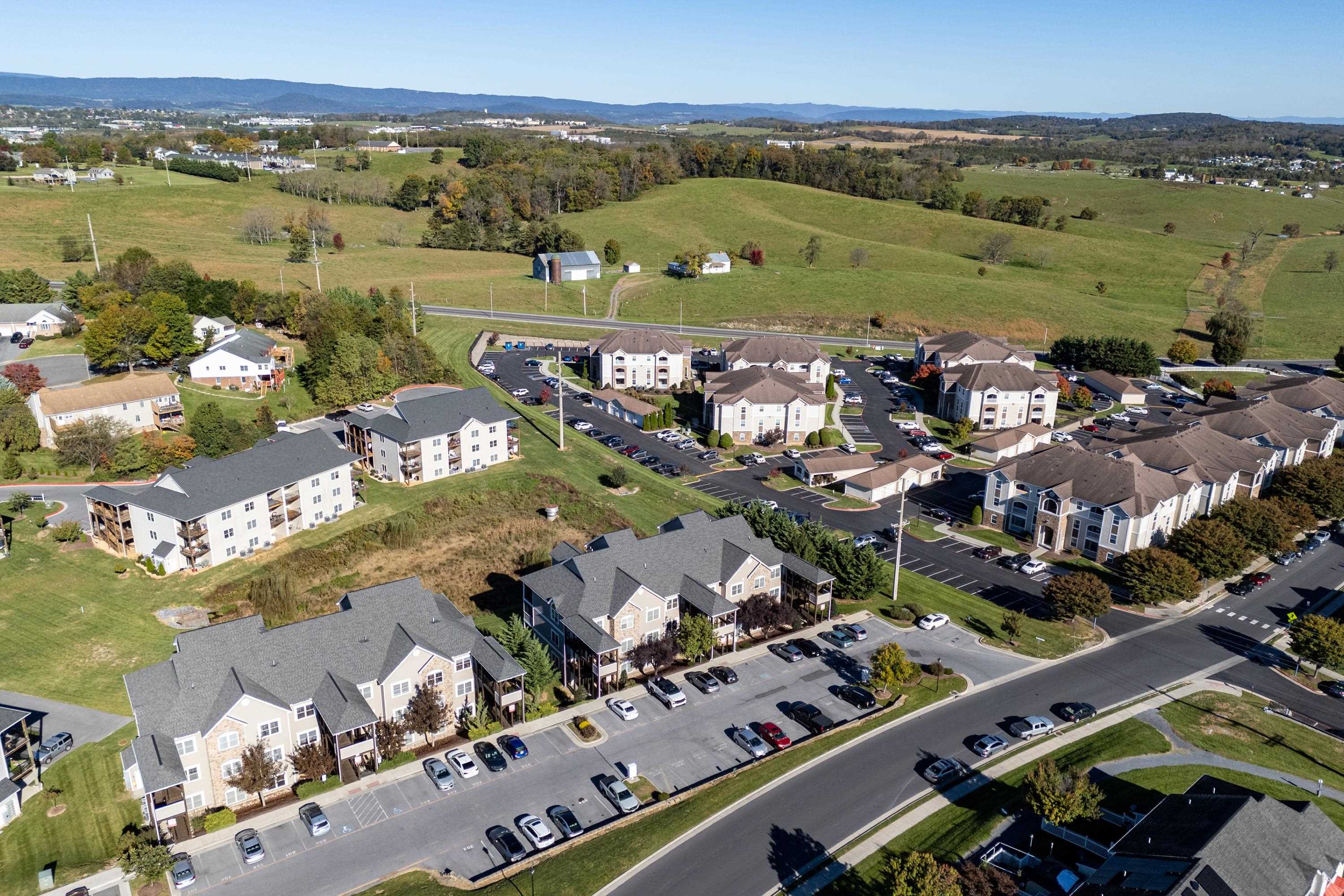 1290 CONSTITUTION CT, HARRISONBURG, Virginia 22802, 2 Bedrooms Bedrooms, ,2 BathroomsBathrooms,Residential,1290 CONSTITUTION CT,683362 MLS # 683362 1290 CONSTITUTION CT, HARRISONBURG, Virginia 22802, 2 Bedrooms Bedrooms, ,2 BathroomsBathrooms,Residential,1290 CONSTITUTION CT,683362 MLS # 683362