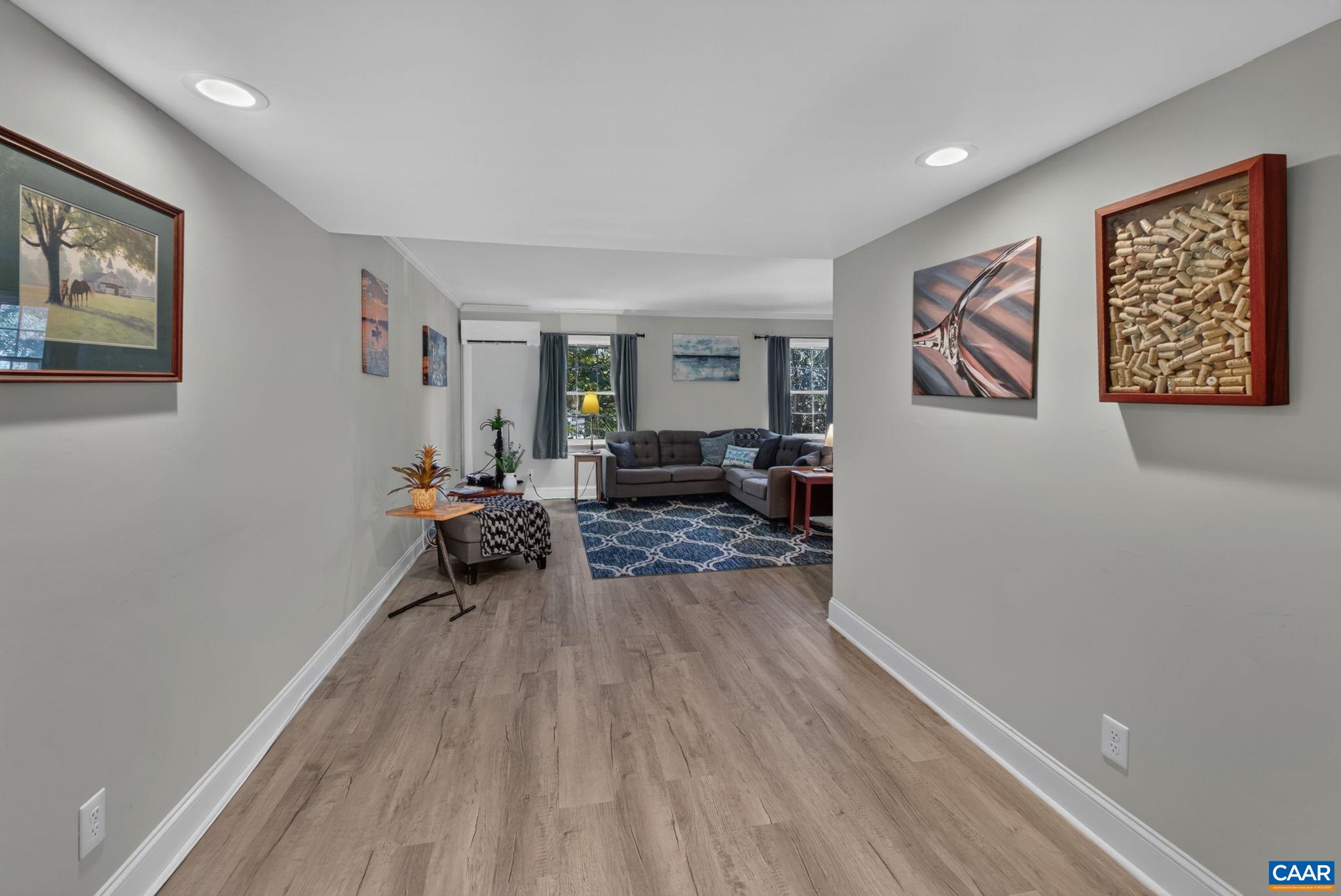15 GEORGETOWN GREEN, CHARLOTTESVILLE, Virginia 22901, 4 Bedrooms Bedrooms, ,3 BathroomsBathrooms,Residential,15 GEORGETOWN GREEN,683364 MLS # 683364