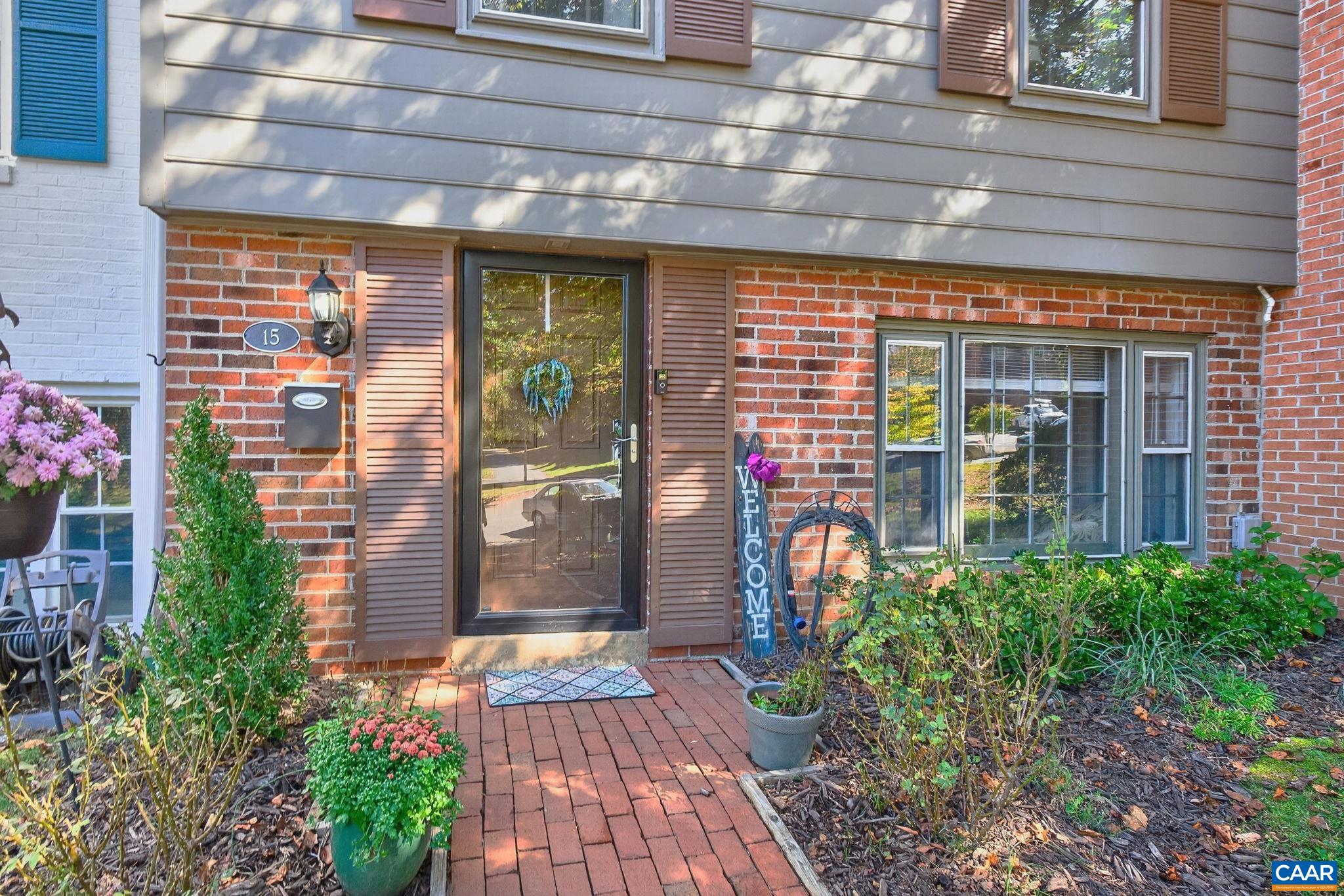 15 GEORGETOWN GREEN, CHARLOTTESVILLE, Virginia 22901, 4 Bedrooms Bedrooms, ,3 BathroomsBathrooms,Residential,15 GEORGETOWN GREEN,683364 MLS # 683364