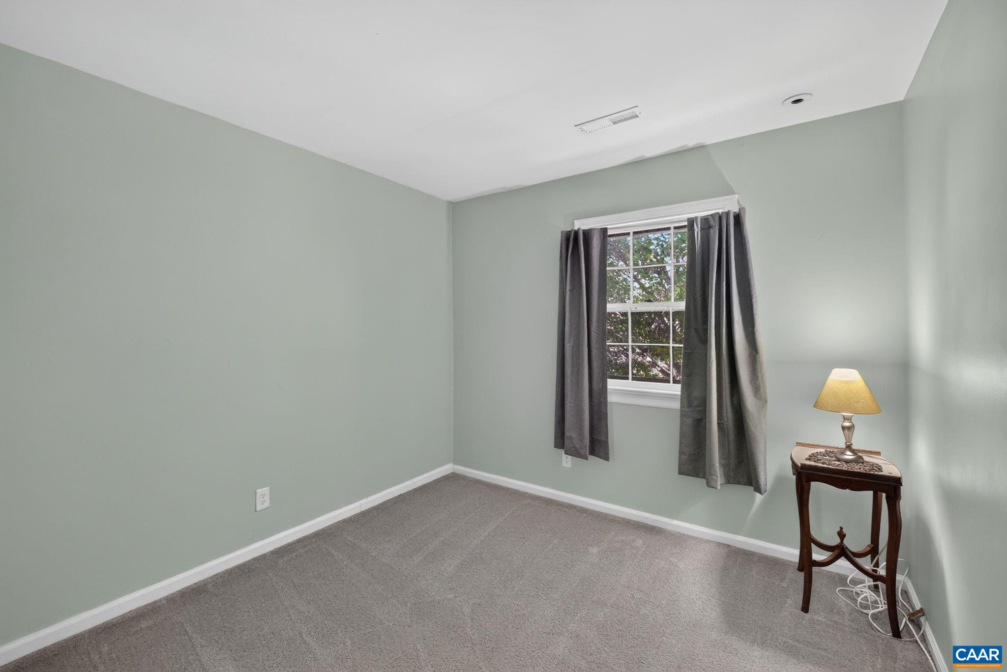 15 GEORGETOWN GREEN, CHARLOTTESVILLE, Virginia 22901, 4 Bedrooms Bedrooms, ,3 BathroomsBathrooms,Residential,15 GEORGETOWN GREEN,683364 MLS # 683364